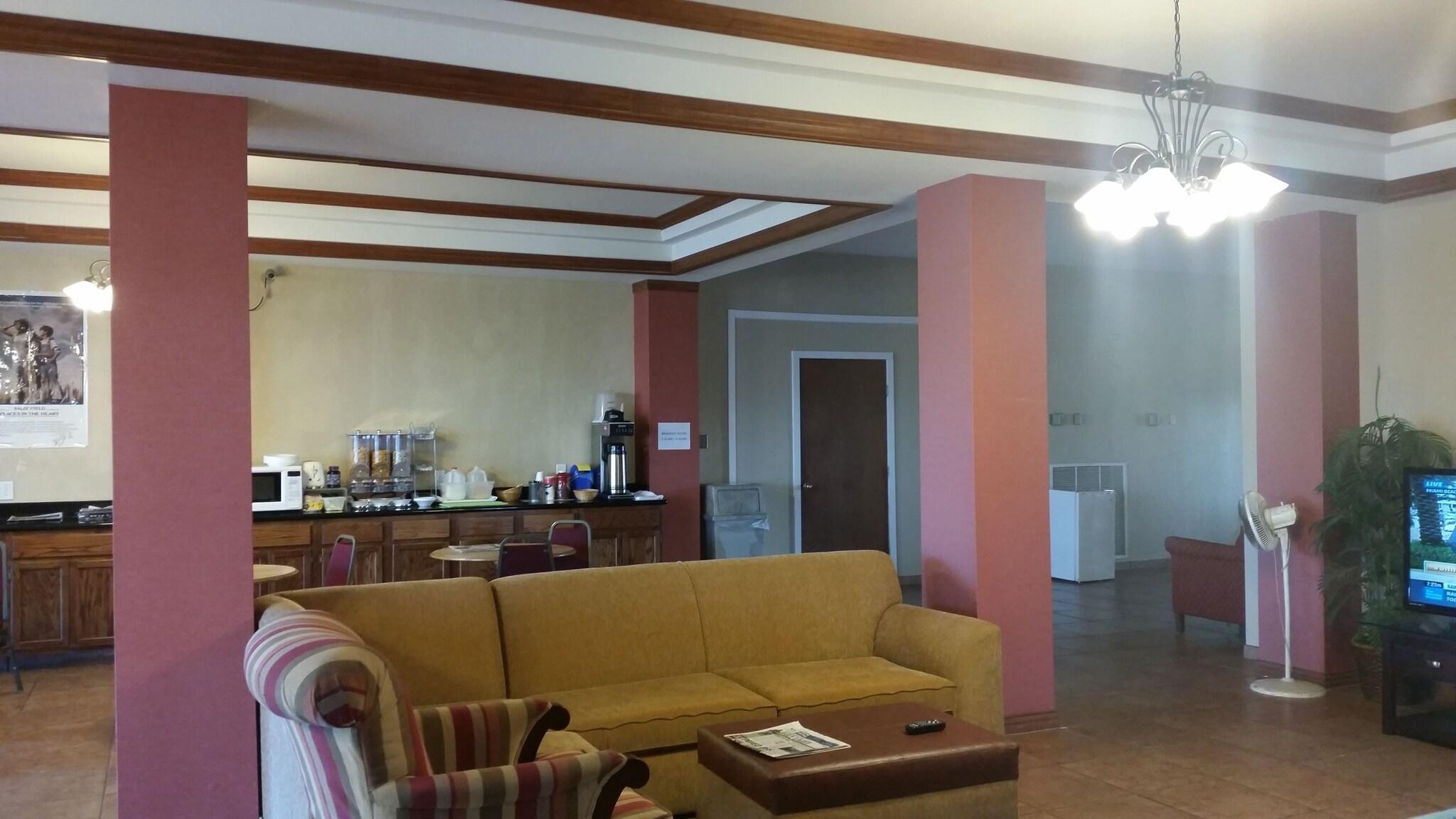 Vista Lobby Executive Inn and Suites Waxahachie