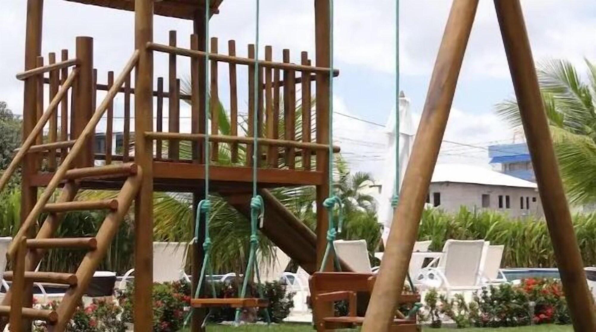 Instalaciones Recreativas Miramar Laguna Beach