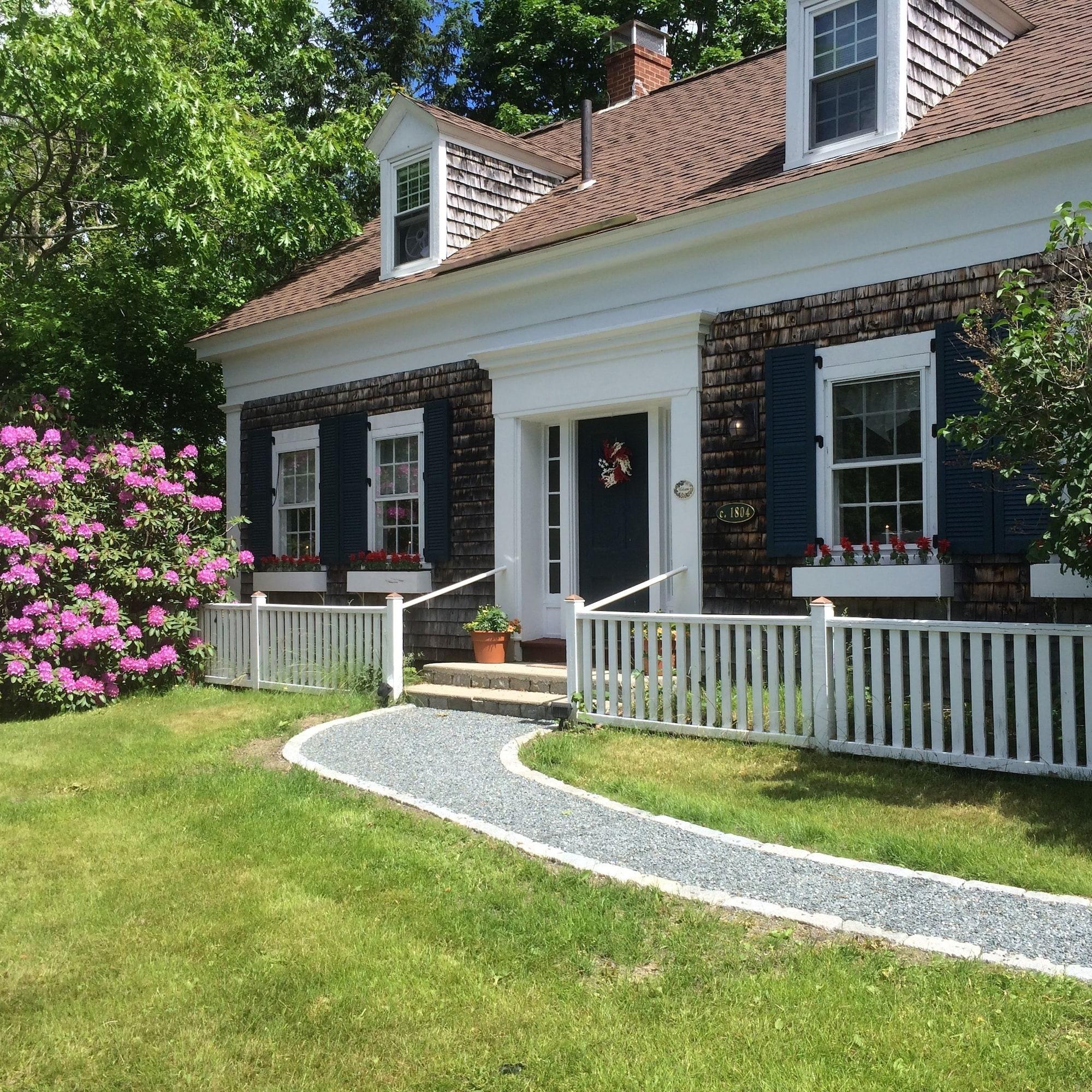 Vista Exterior Coach Stop Inn