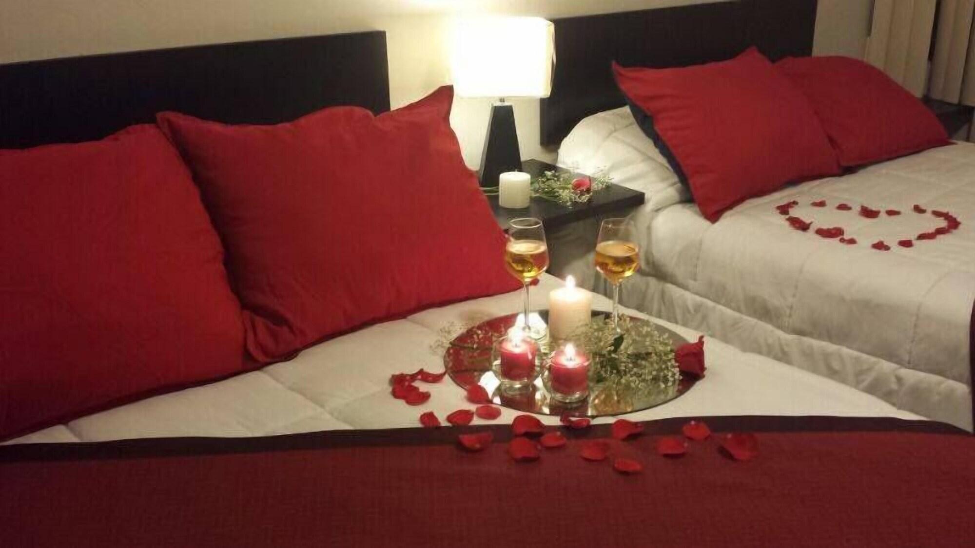 Varios G y V Hotels