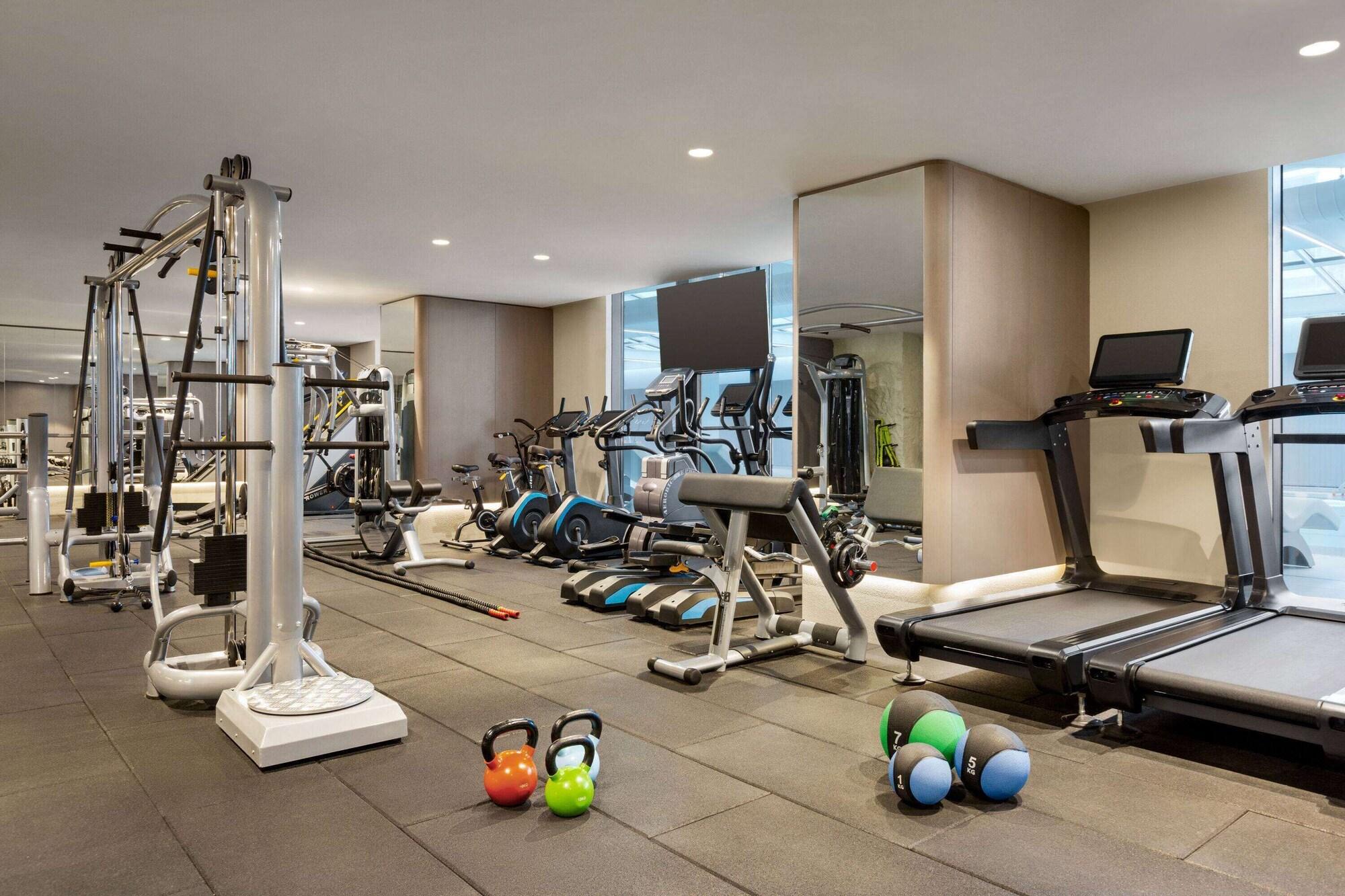 Gimnasio Ramada Plaza By Wyndham Batumi