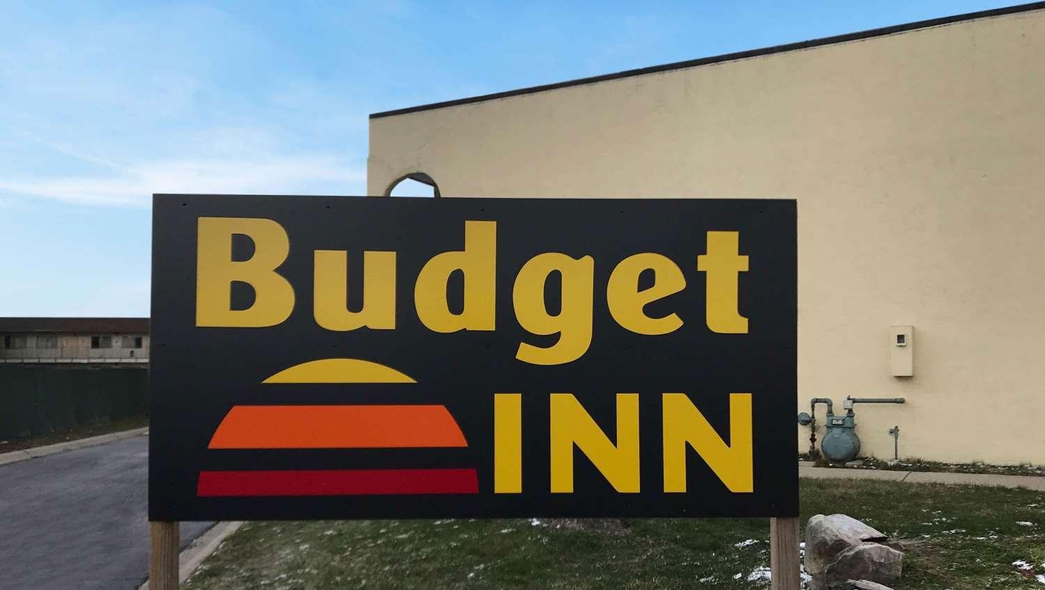 Vista Exterior Budget Inn East Columbus