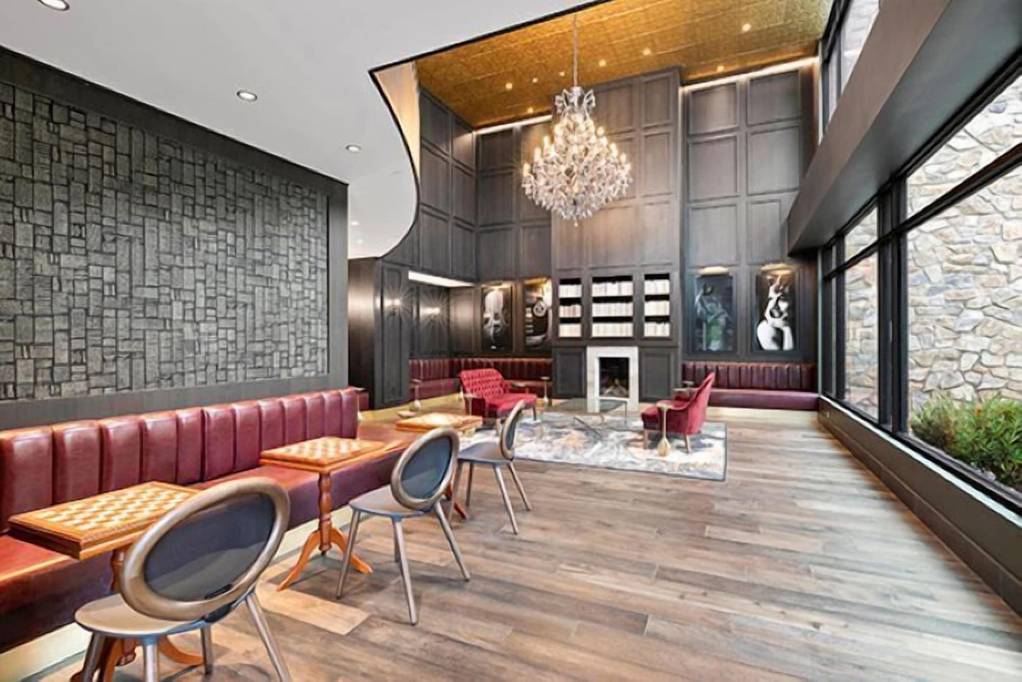 Vista Lobby The Selby