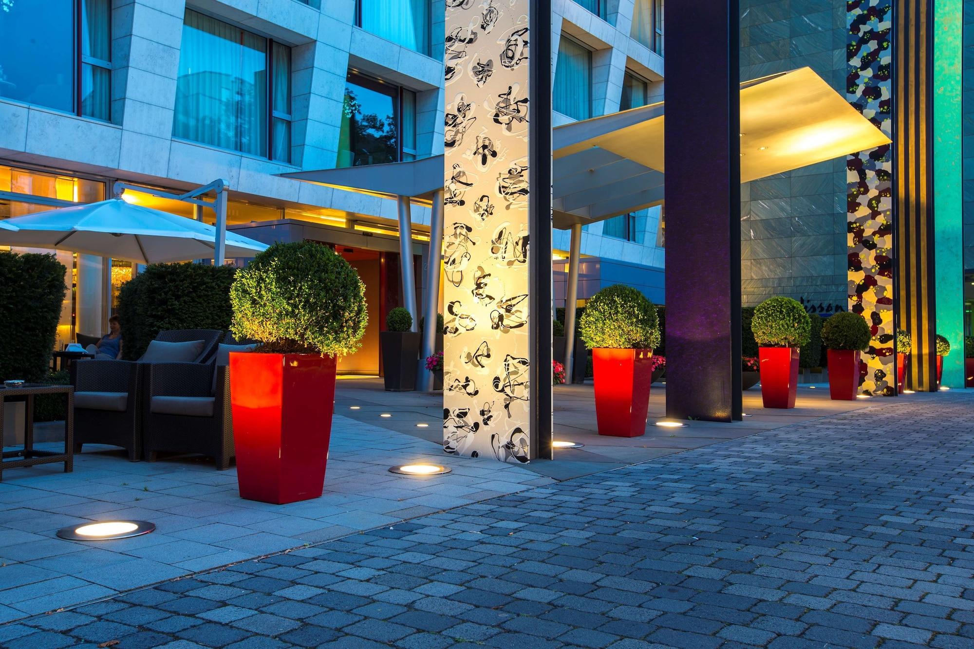 Vista Exterior Radisson Blu Media Harbour Hotel, Düsseldorf