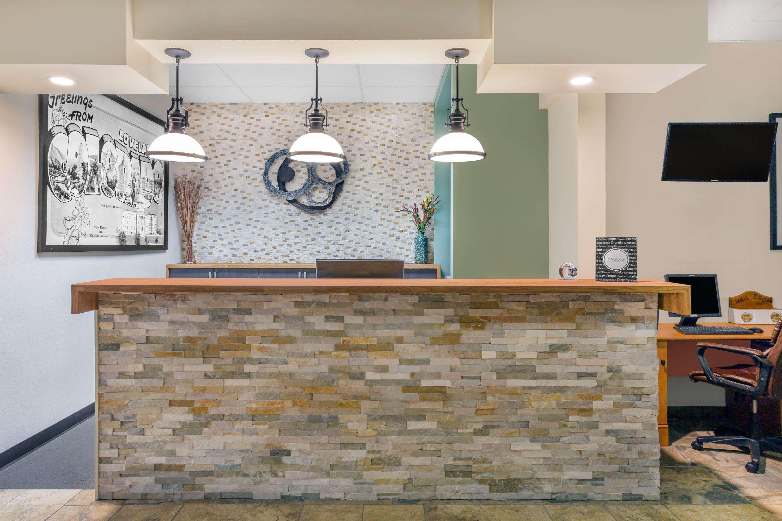 Vista Lobby Travelodge by Wyndham Loveland/Fort Collins Area