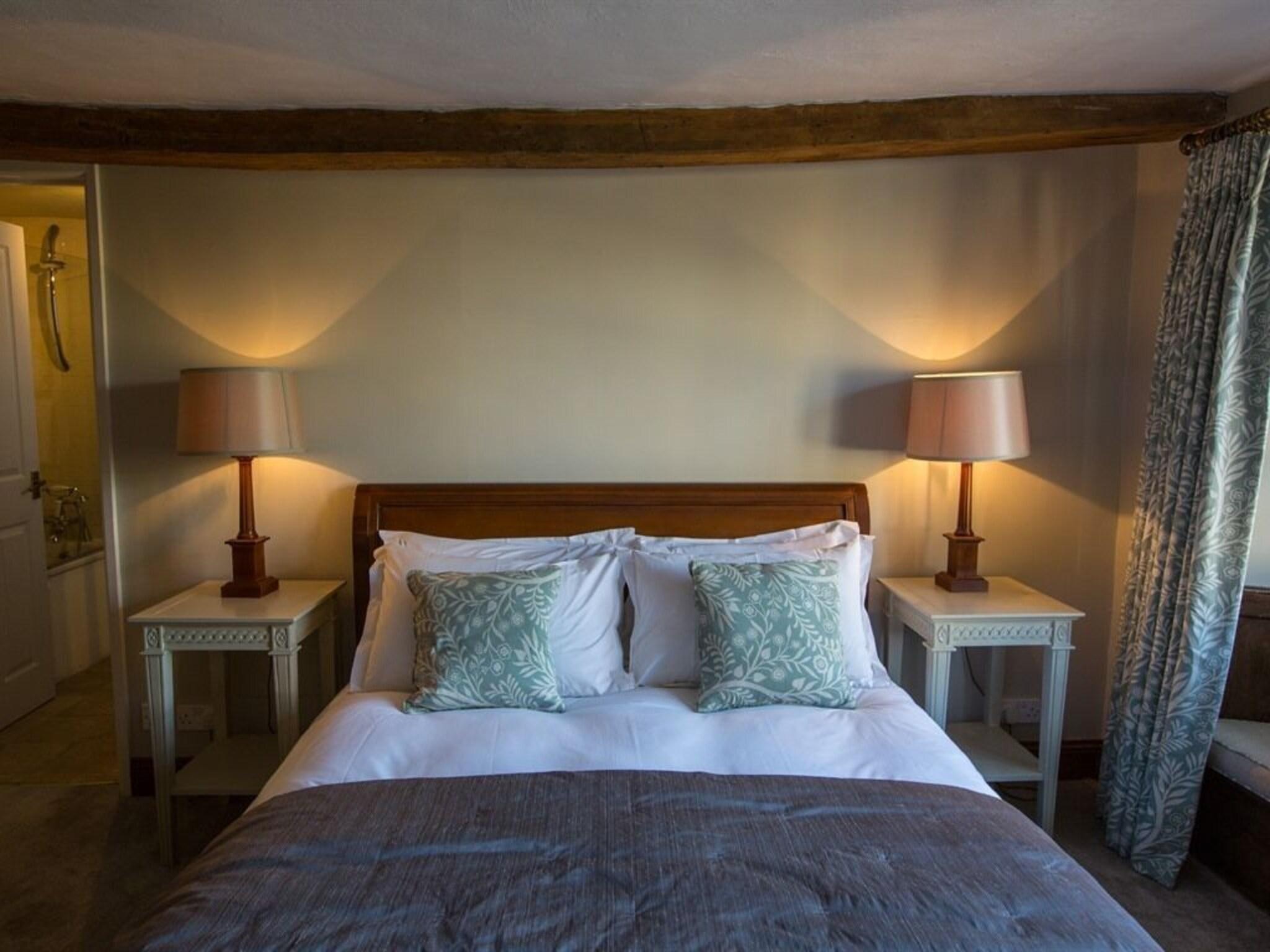 Varios The Angel at Burford