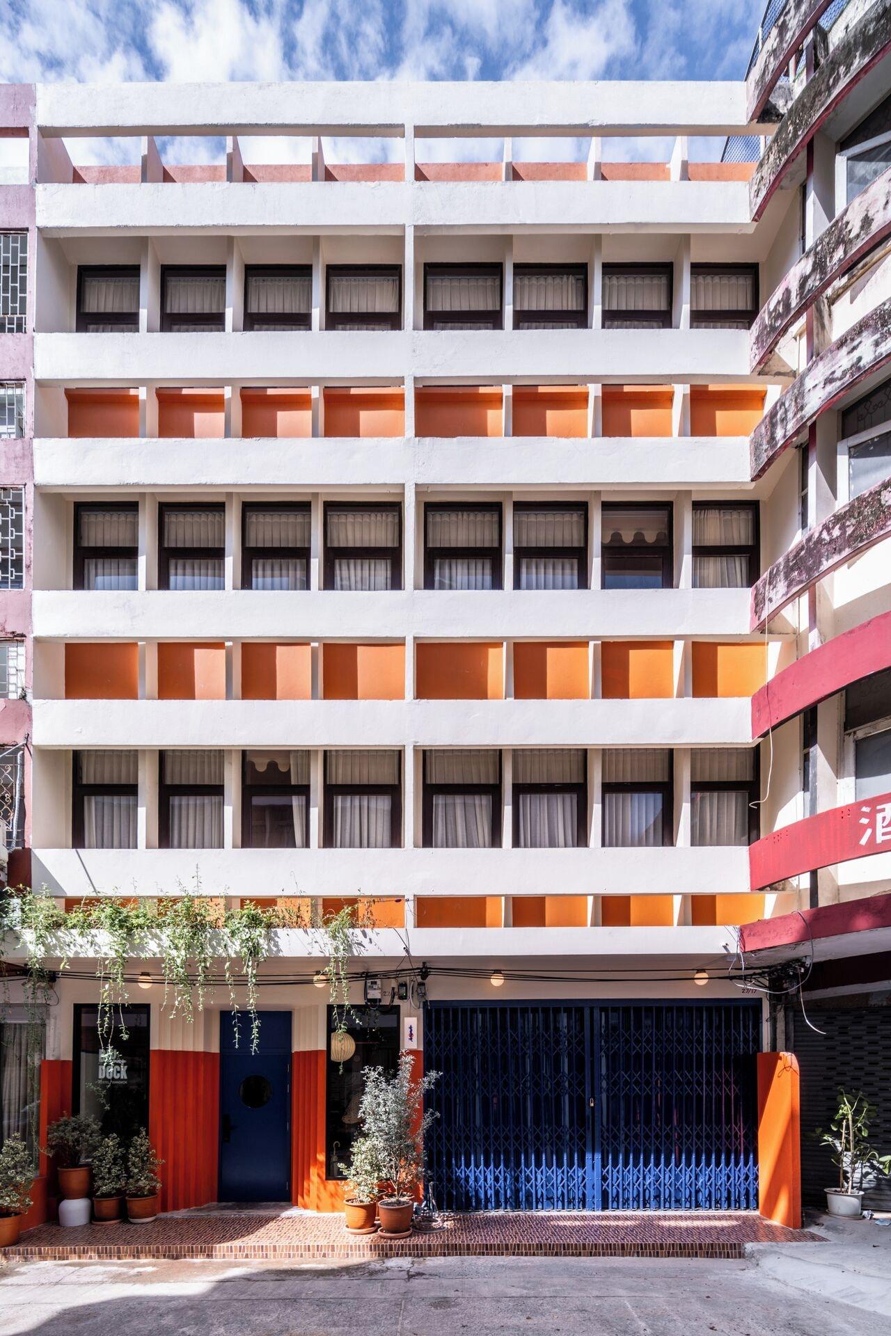 Vista Exterior Blu Dock Restel Bangkok