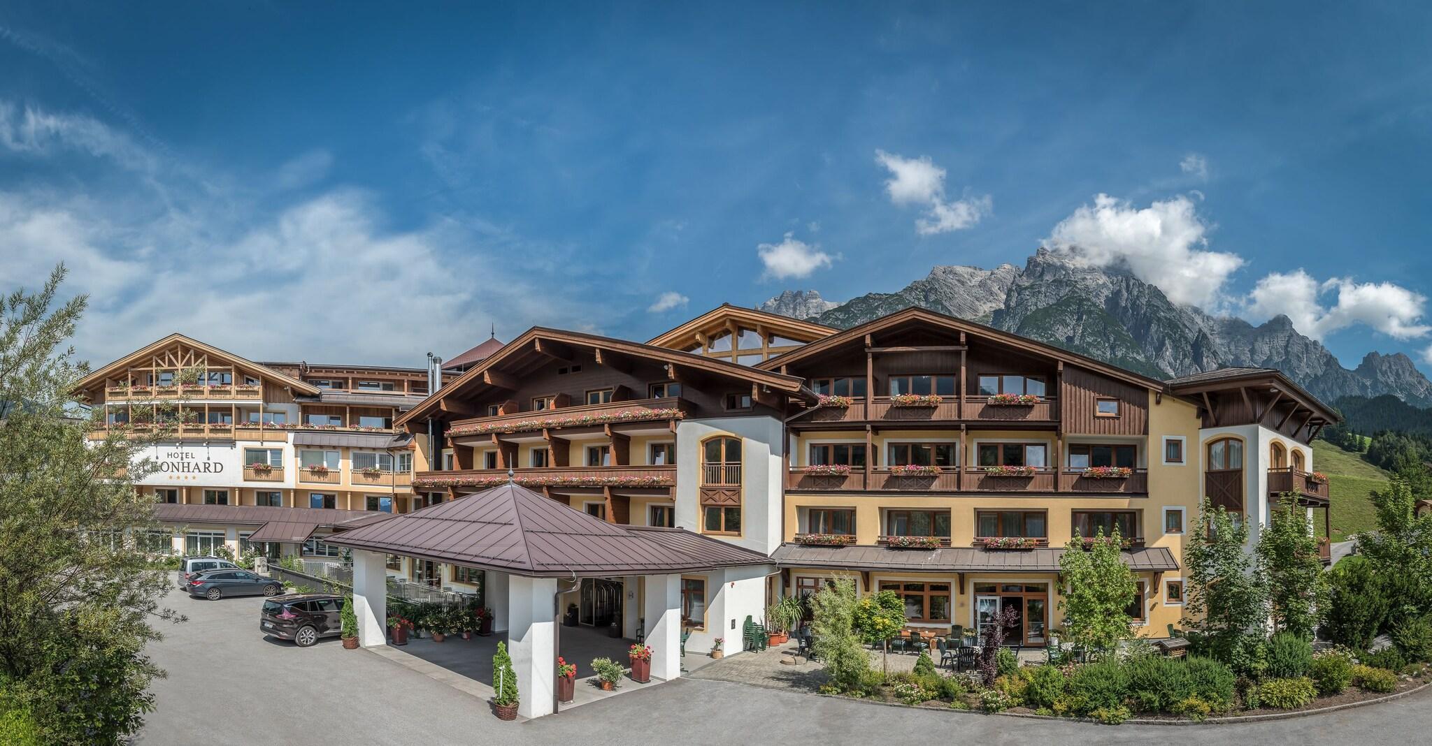 Vista Exterior Hotel Leonhard