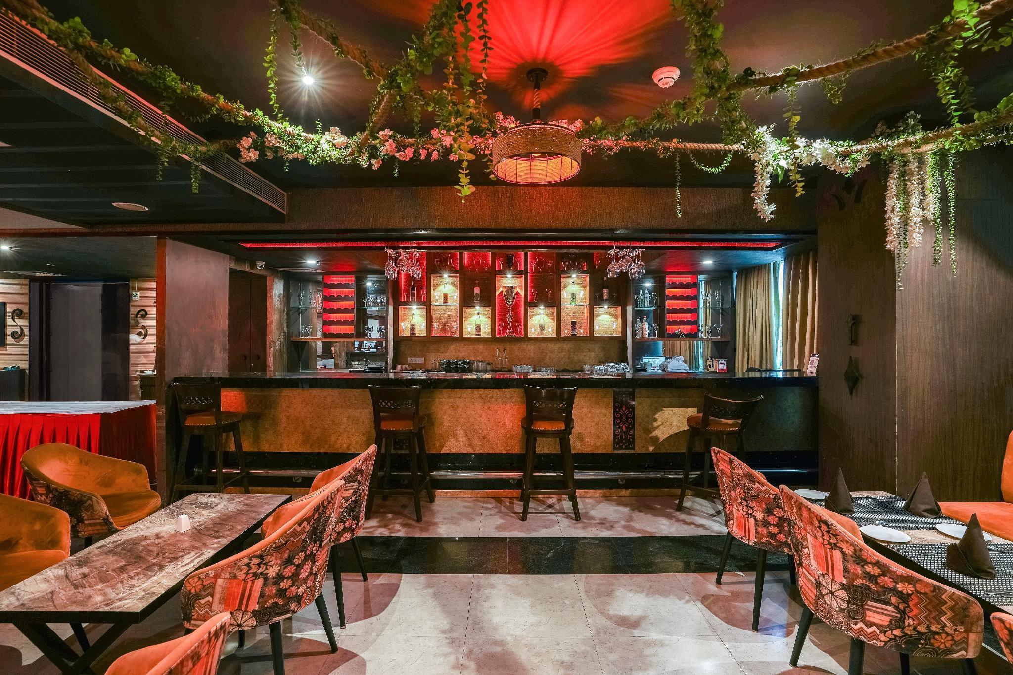 Restaurant Hide Away Suites