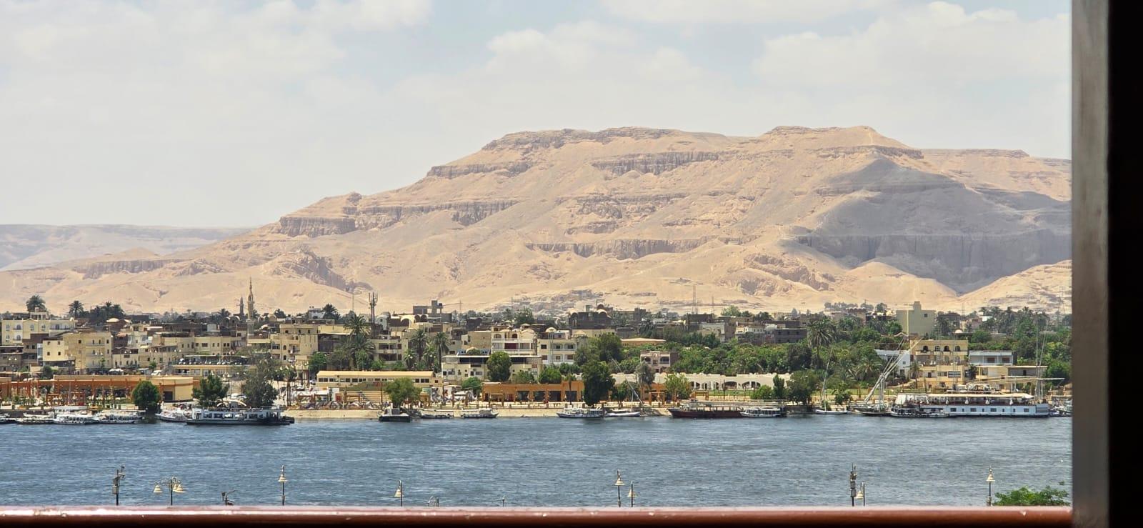 Vista Exterior Susanna Hotel Luxor