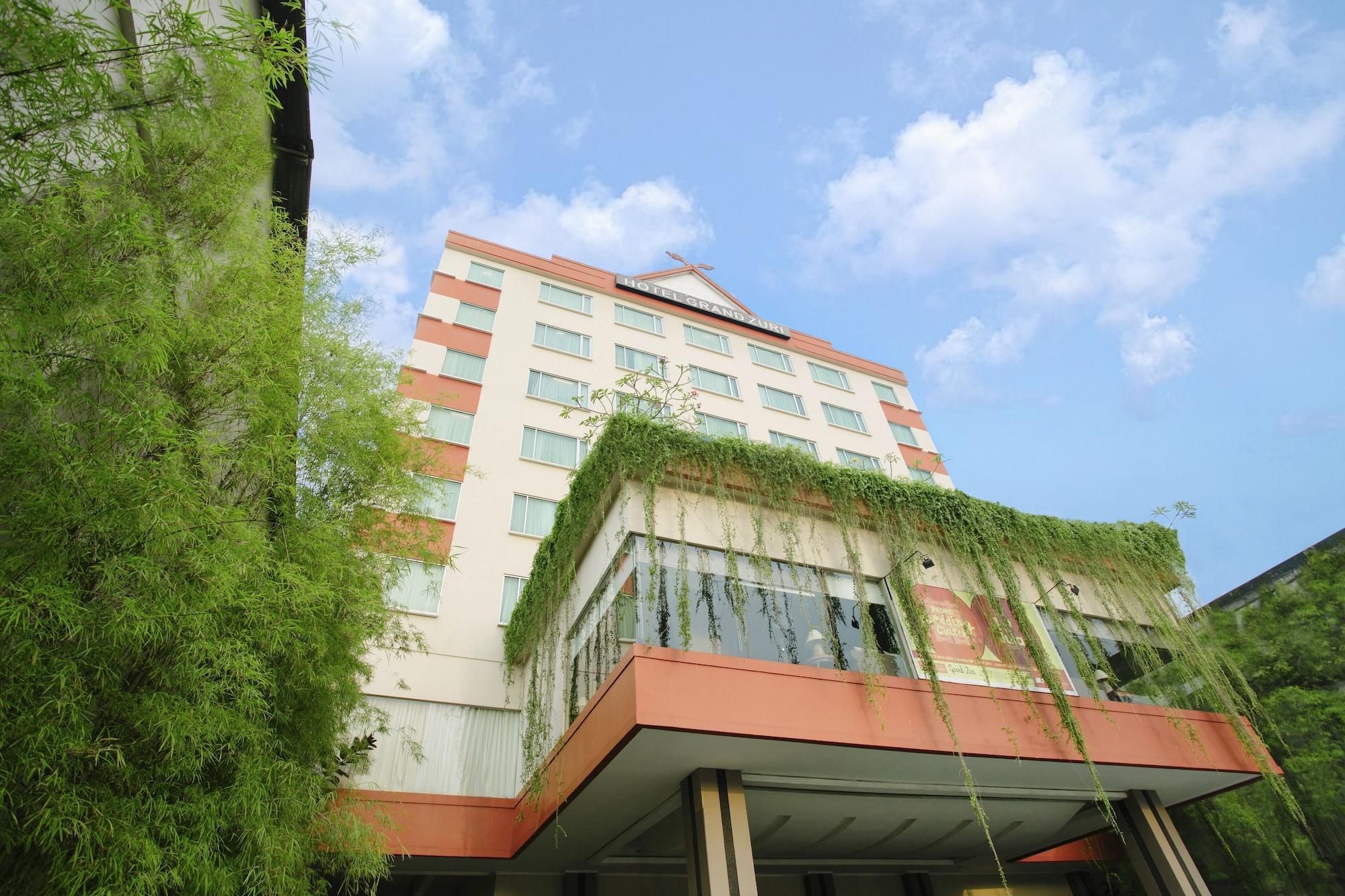Vista Exterior Grand Zuri Dumai