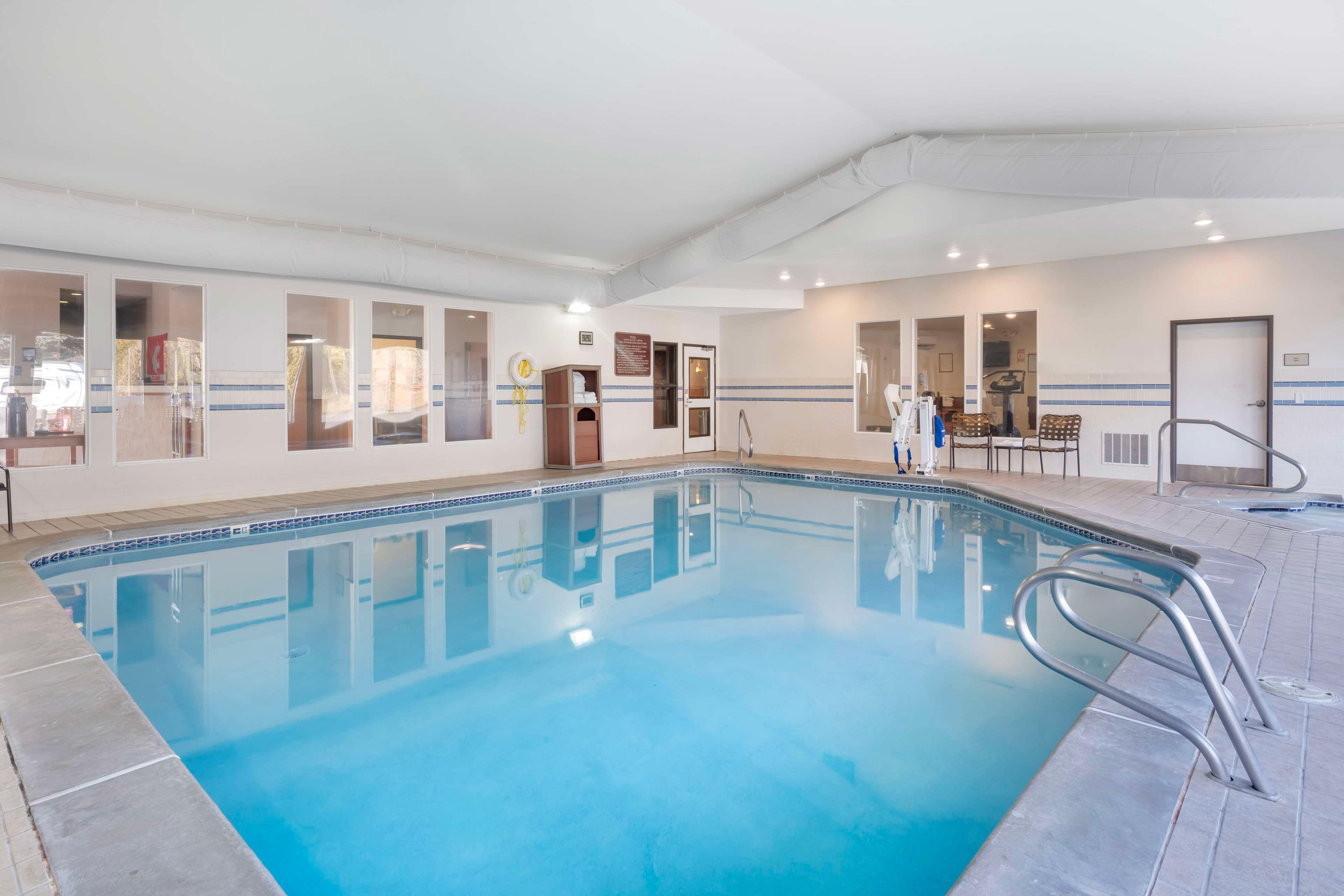 Vista Piscina Best Western Wheatland Inn