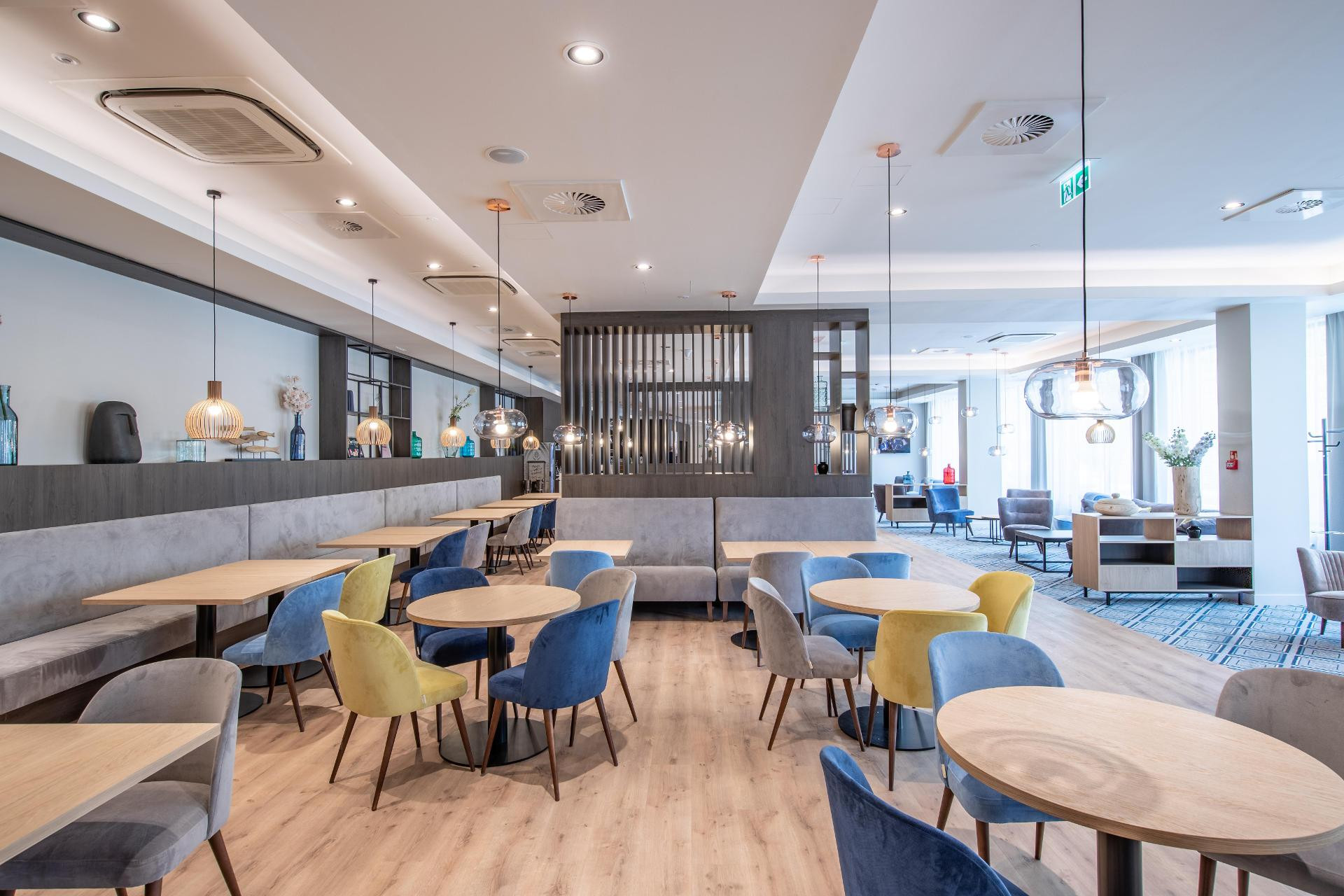 Vista Lobby Hampton by Hilton Oswiecim