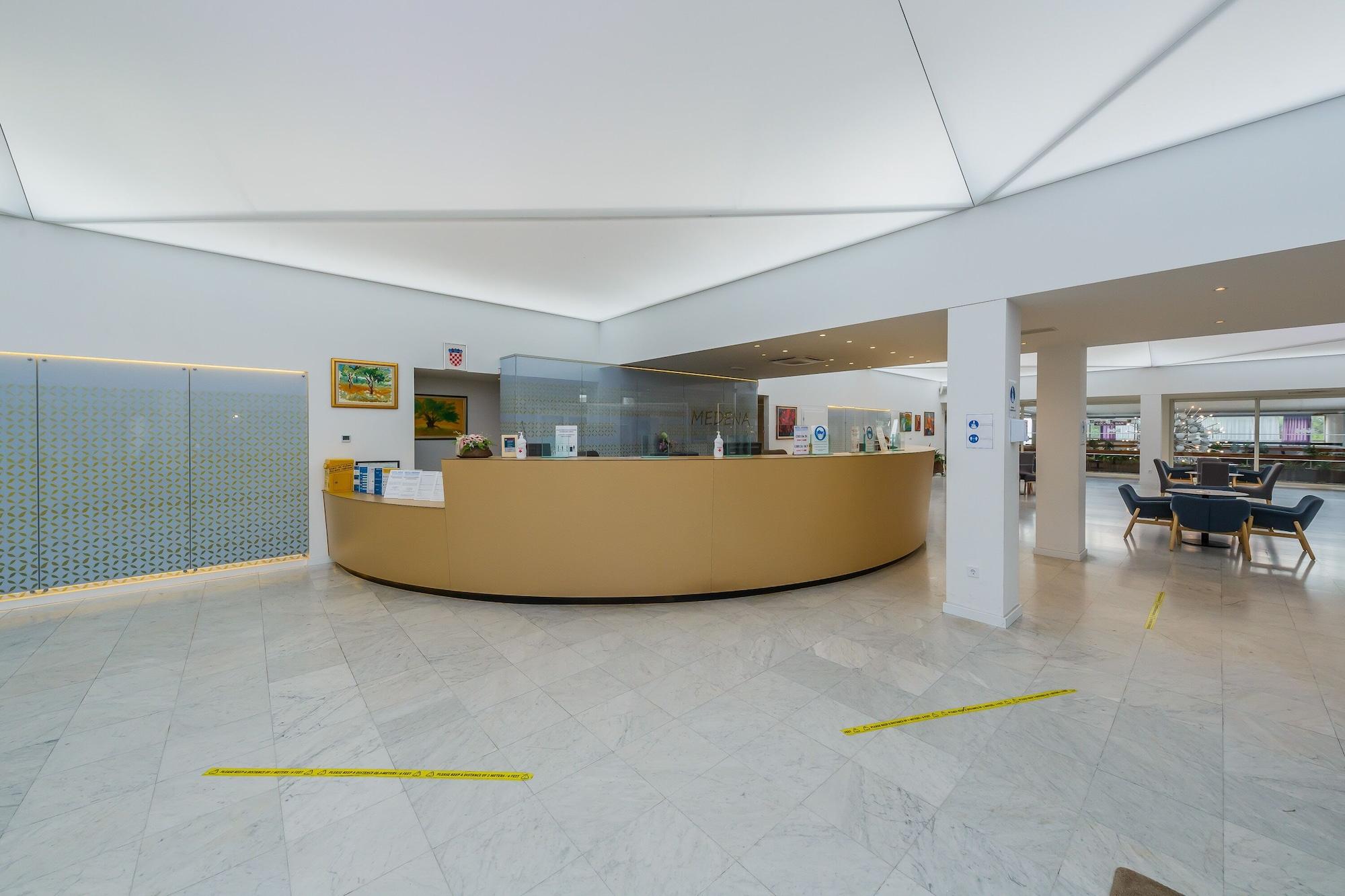 Vista Lobby Hotel Medena