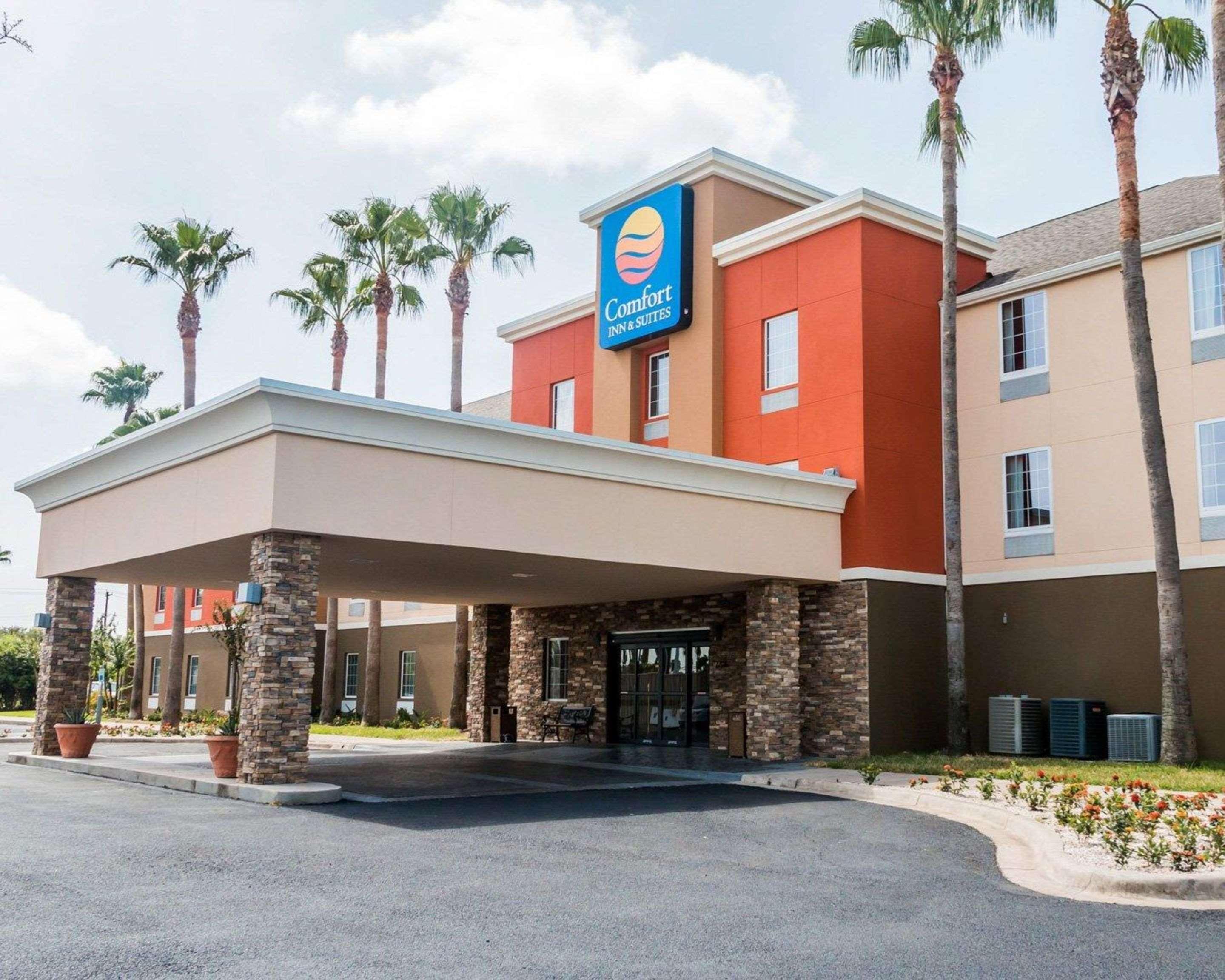 Vista Exterior Comfort Inn & Suites