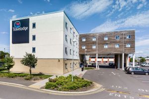 Alojamiento - Travelodge Sunbury M3