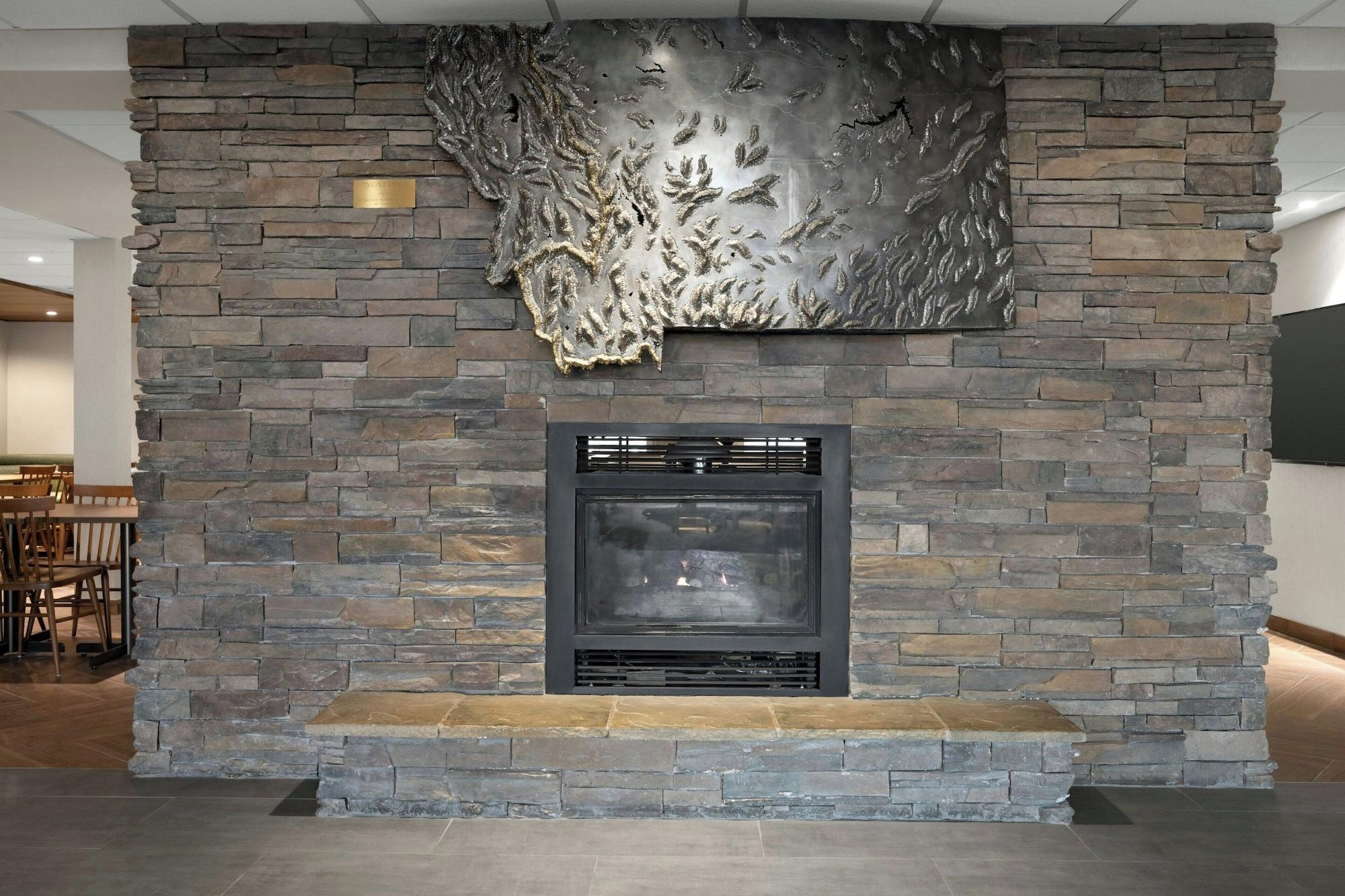 Vista Lobby Fairfield by Marriott Inn & Suites Helena North