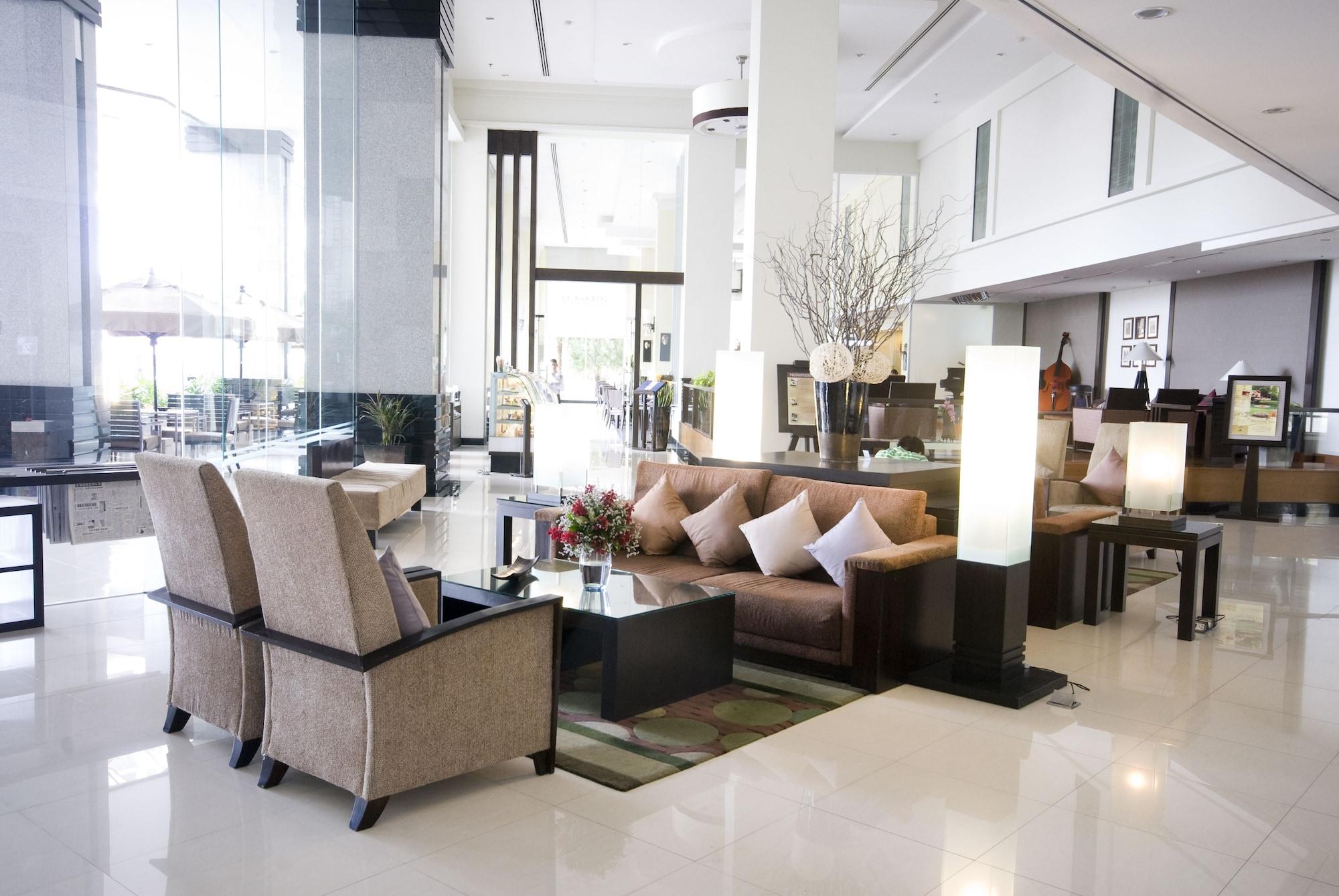 Vista Lobby Cape Racha Hotel