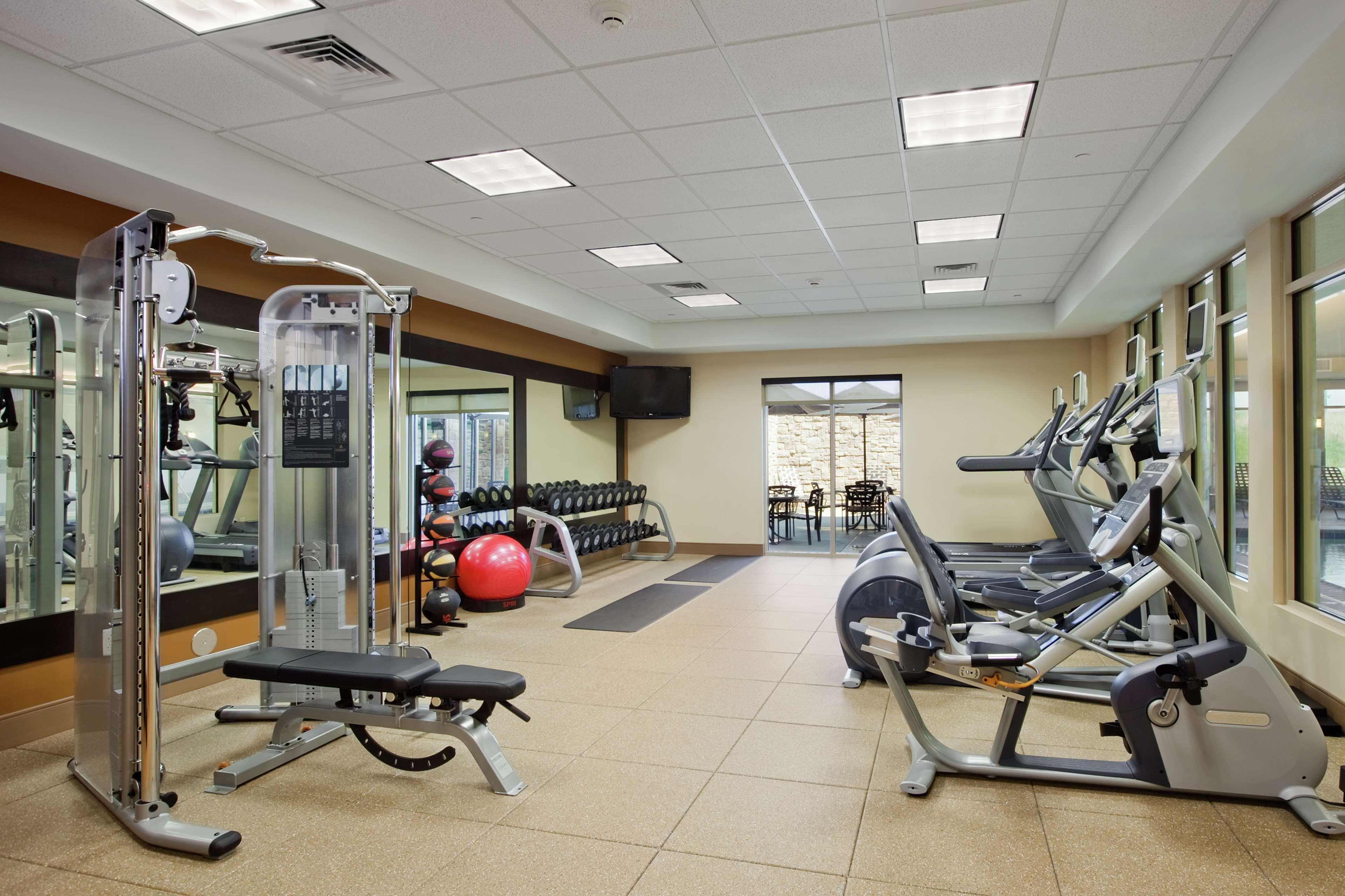 Gimnasio Hilton Garden Inn Springfield, MO