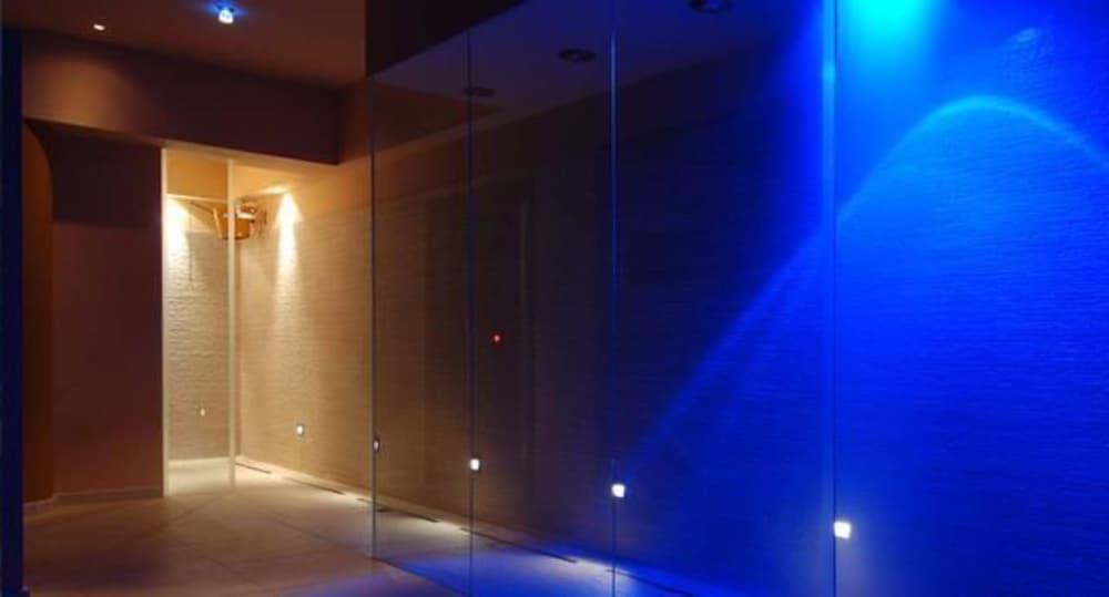 Varios Hotel Sanglier