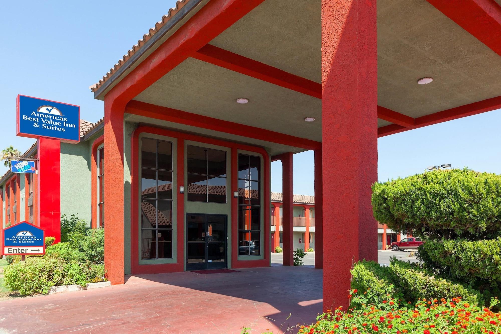 Vista Exterior Americas Best Value Inn & Suites Bakersfield Central