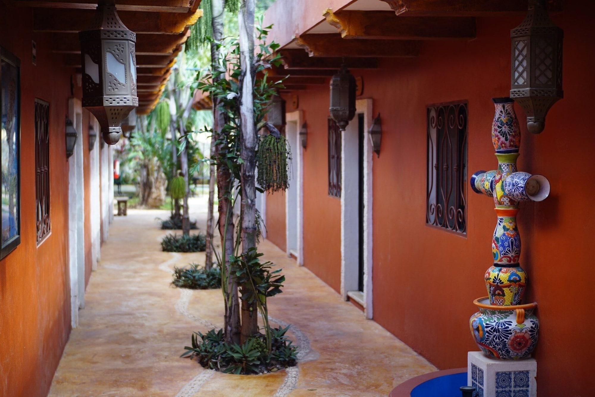 Vista Exterior Hotel Real Haciendas