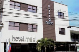 Alojamiento - Hotel MED 70
