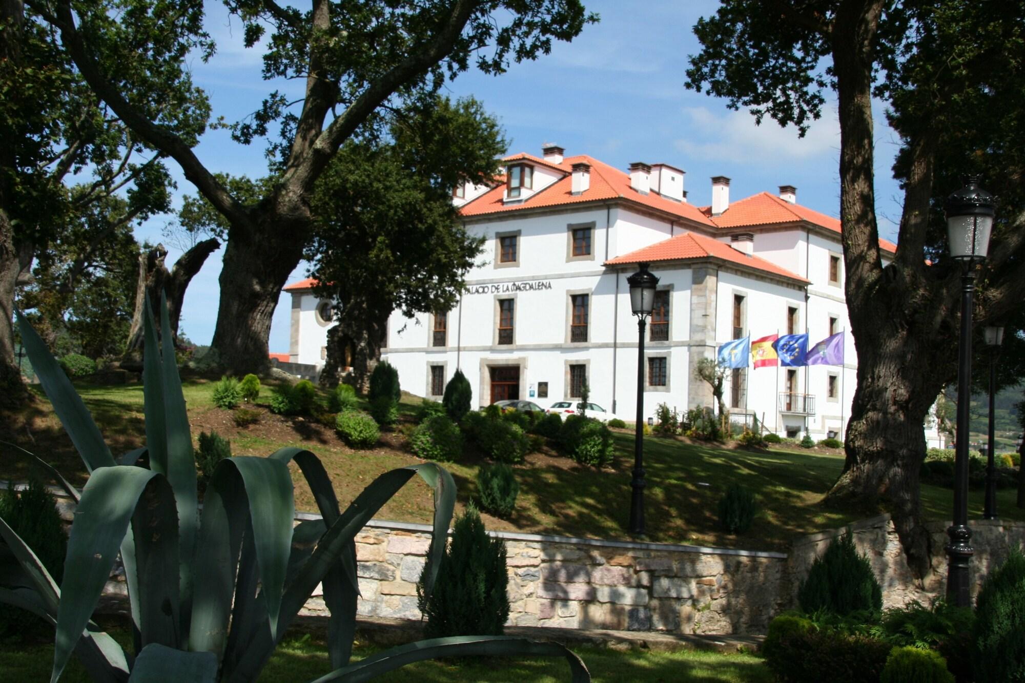 Vista Exterior Palacio de La Magdalena Hotel
