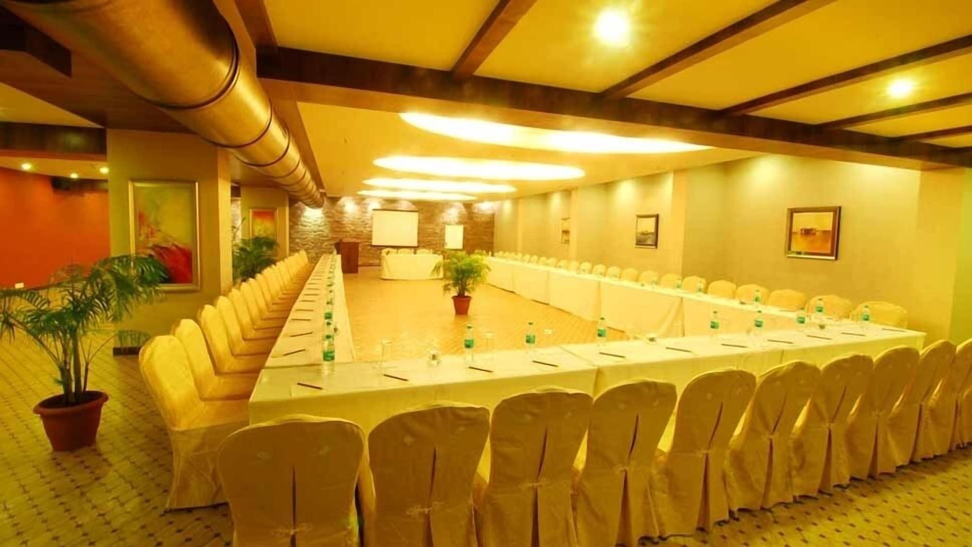 Sala de Reuniones Sai Palace Hotel