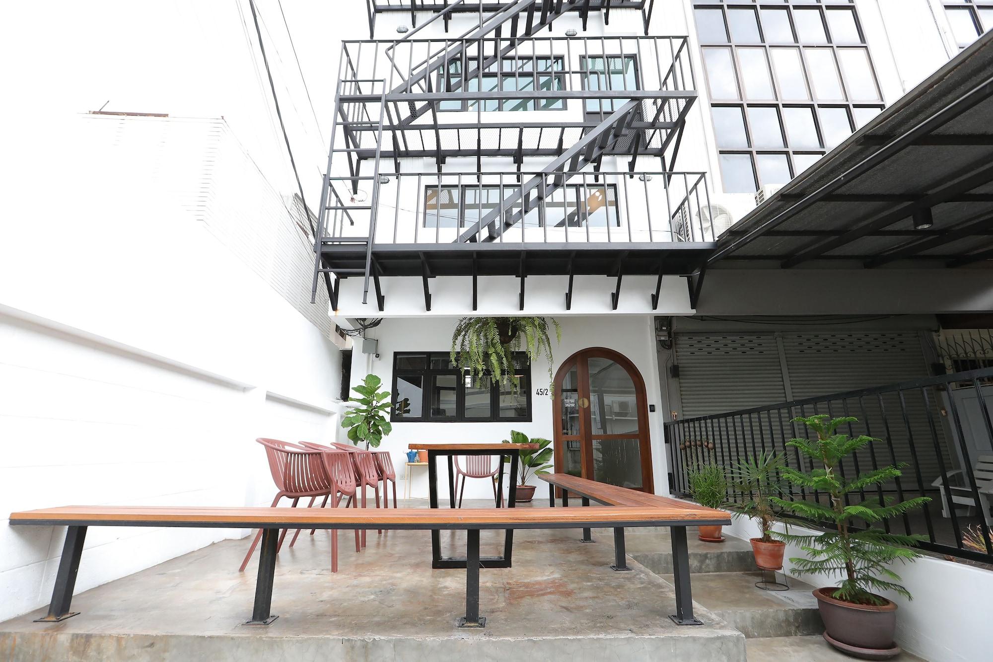 Varios Apartment45 Hostel - Adults Only