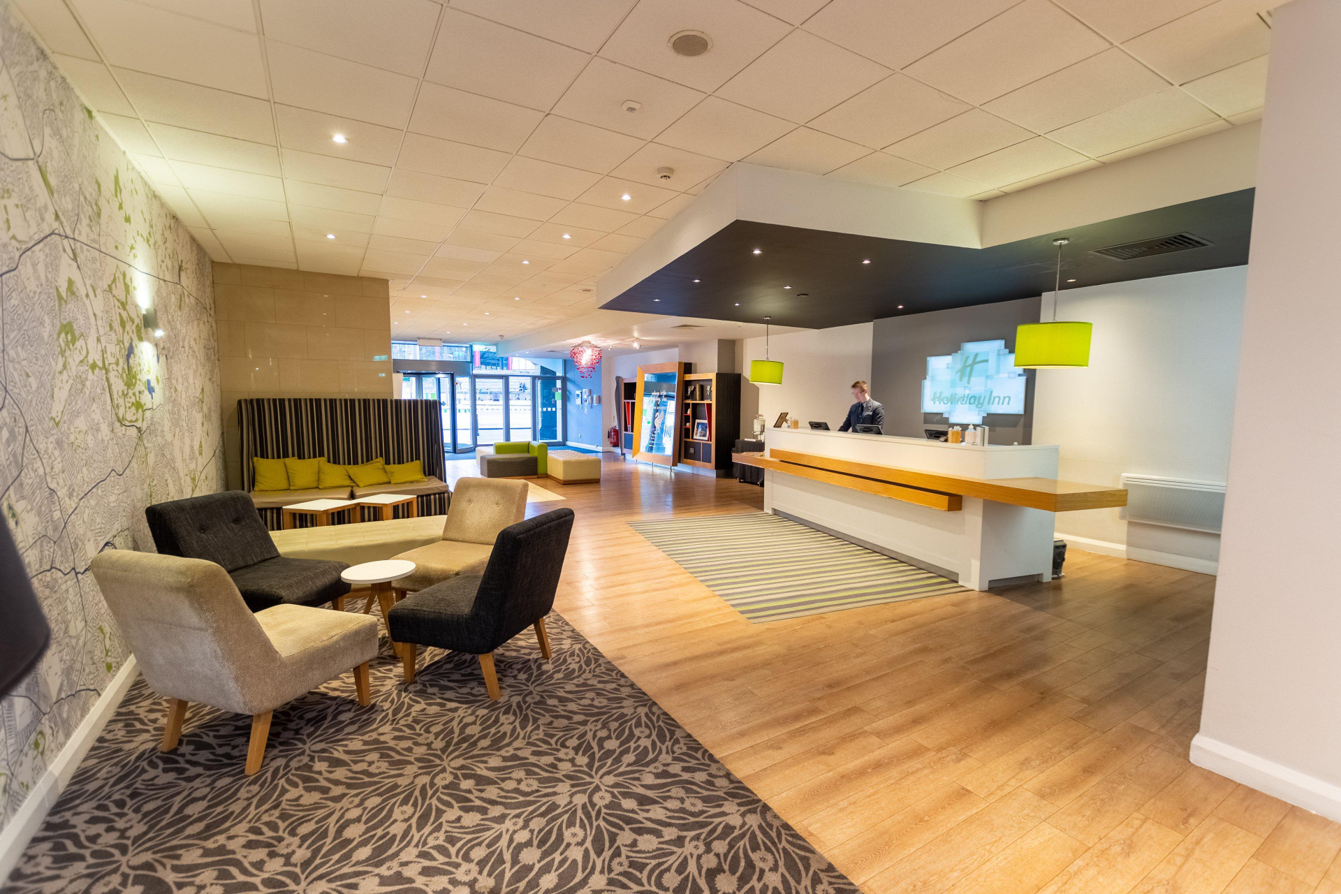 Vista Lobby Holiday Inn Liverpool City Centre by IHG