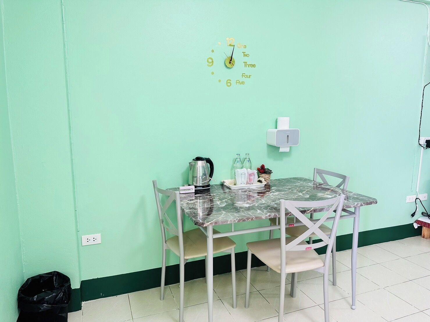 Set de Habitación A and S Residence Kanchanaburi