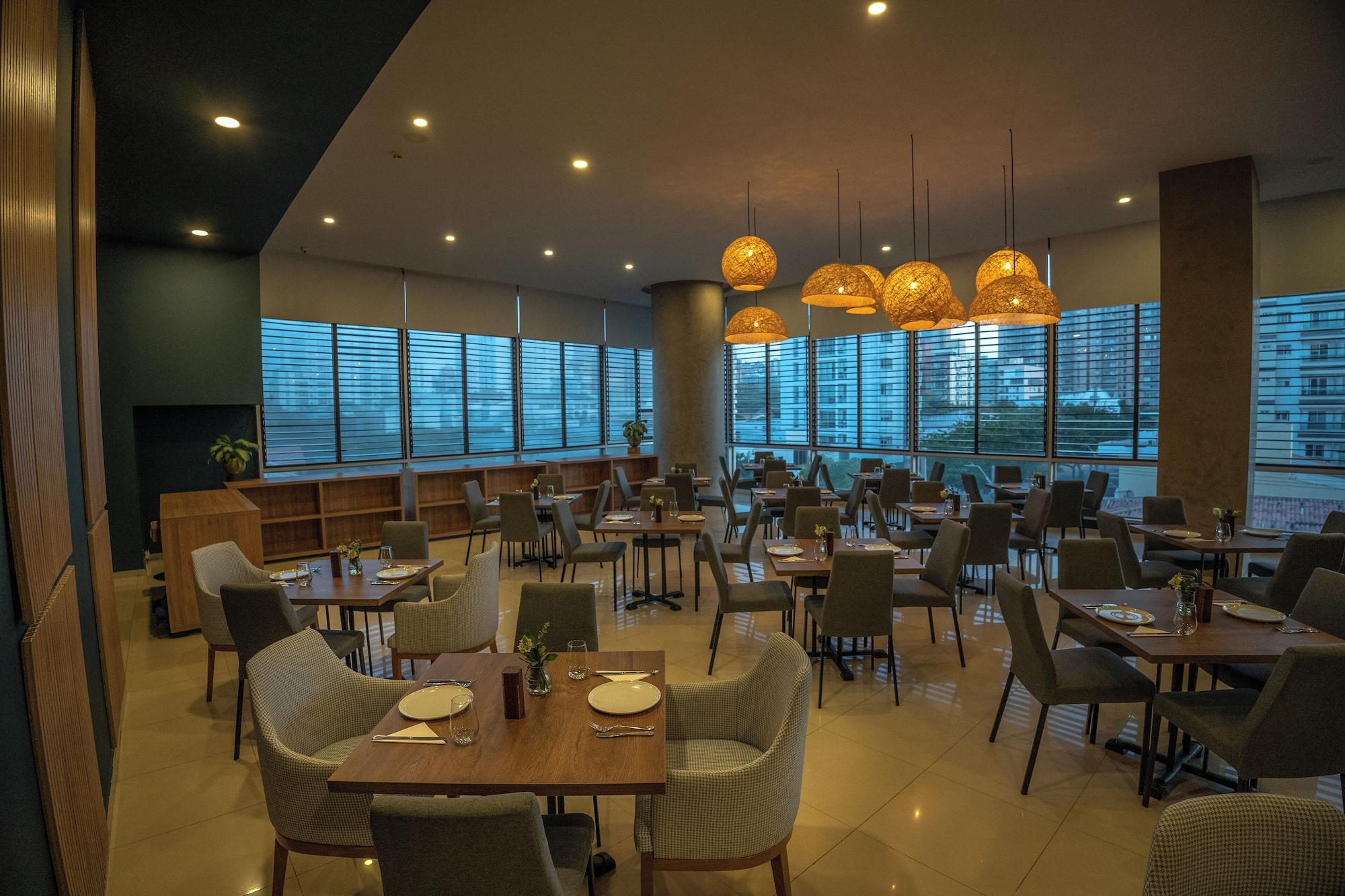 Restaurant GHL Hotel Barranquilla
