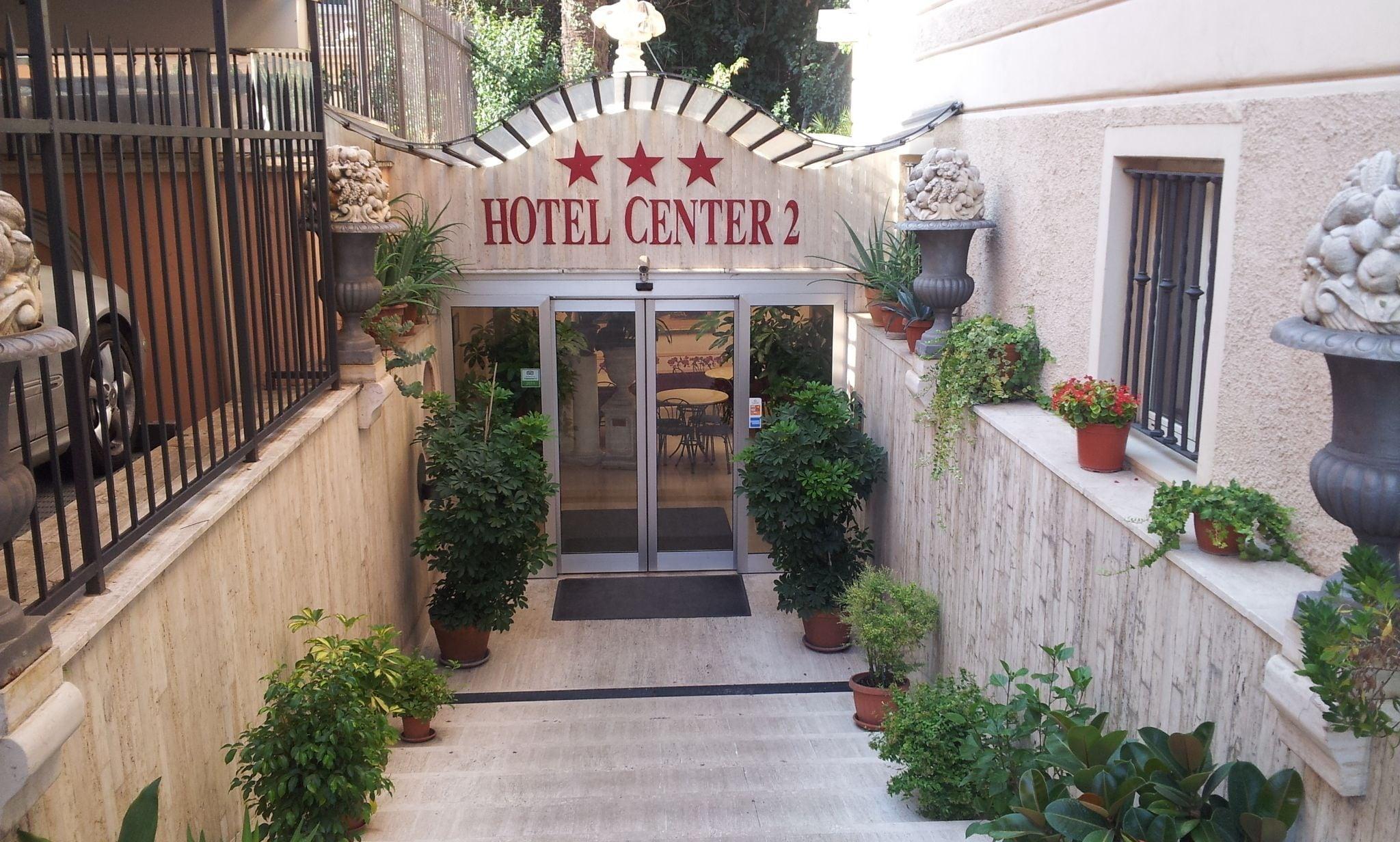 Vista Exterior Hotel Center 1