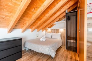 Alquiler Vacacional - Mansarda Studio w / Private Patio, 3 minutes walk from Peniche Beach
