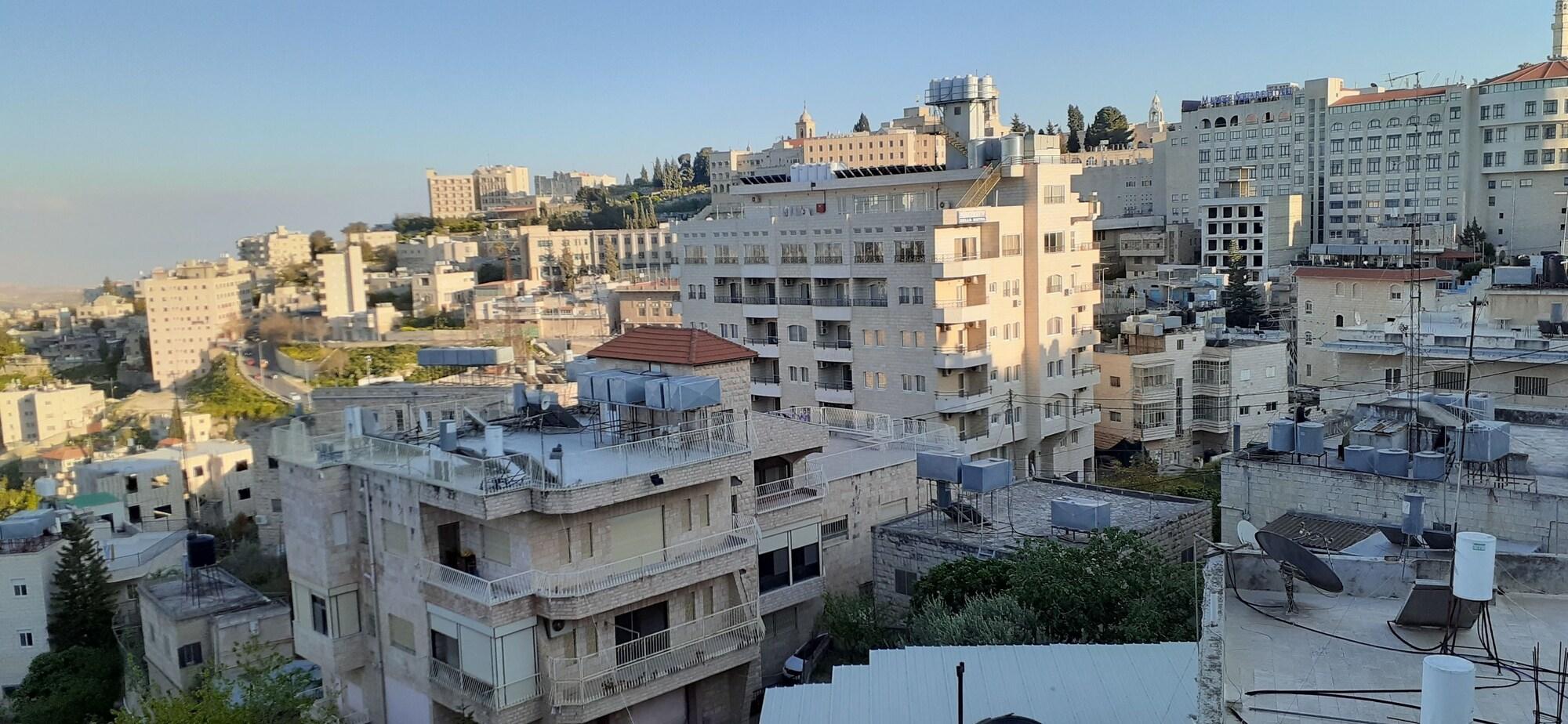 Vista Exterior Chez William