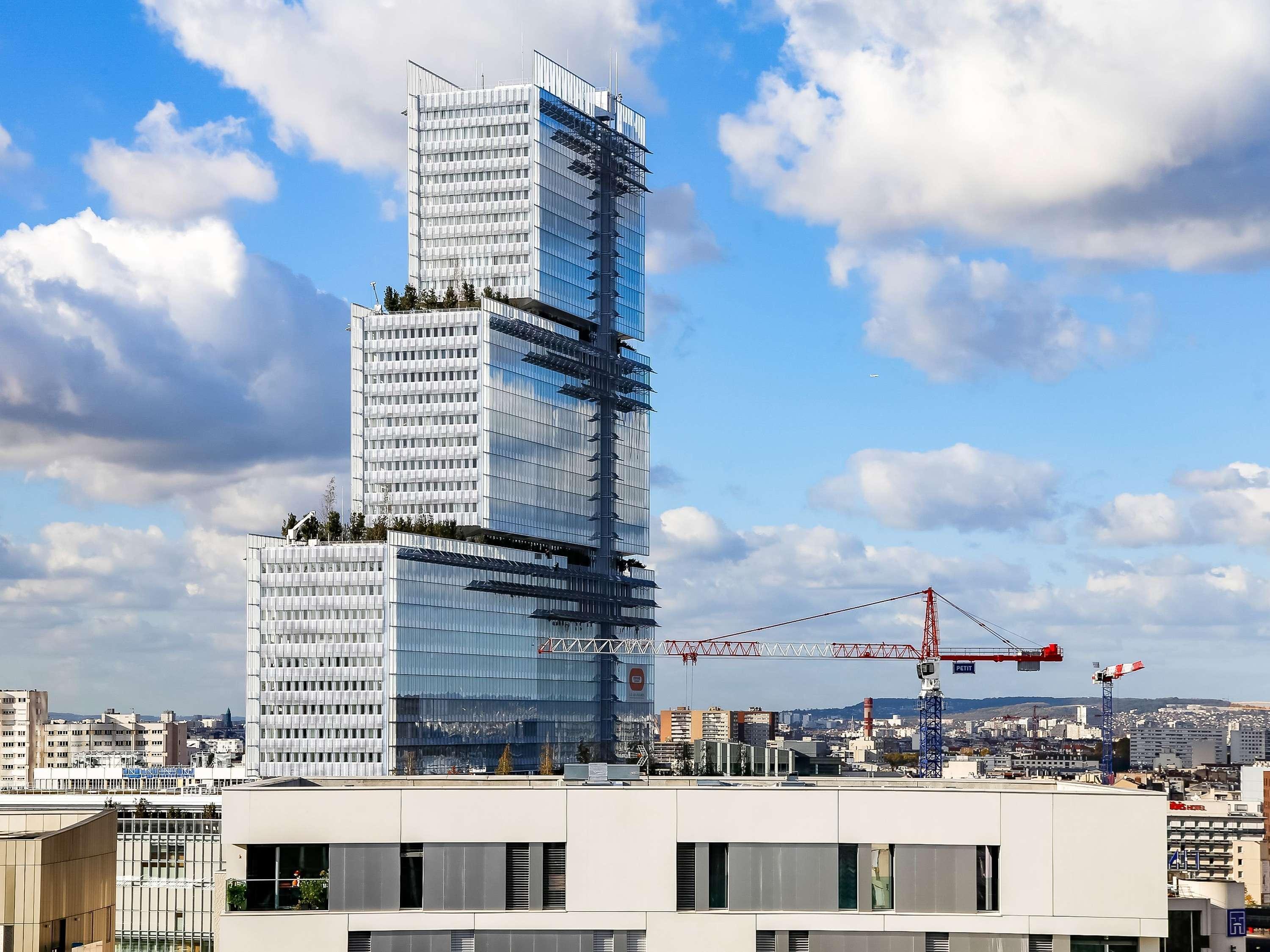 Vista Exterior ibis Paris Porte de Clichy Centre