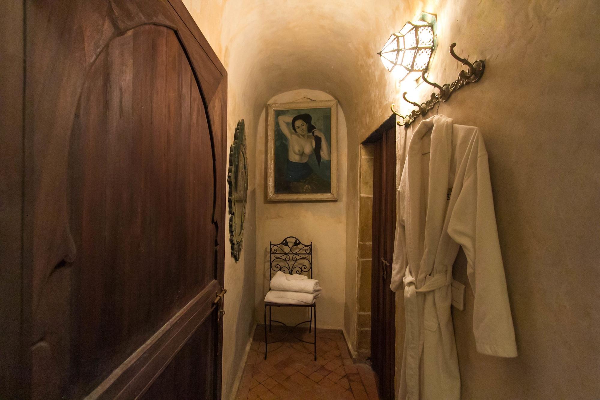 Spa Ryad Thamayna