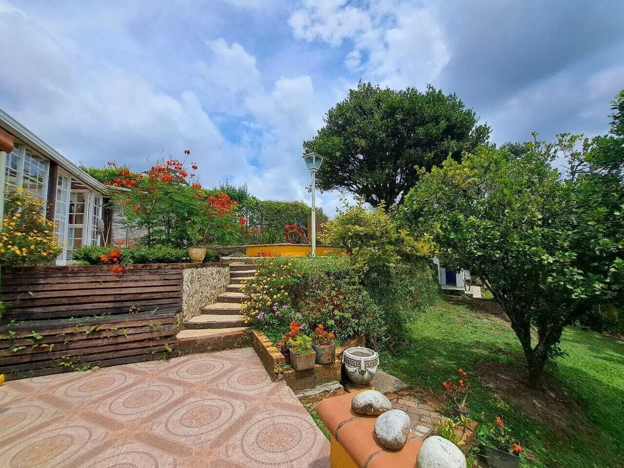 Vista Exterior Portal La Mariana