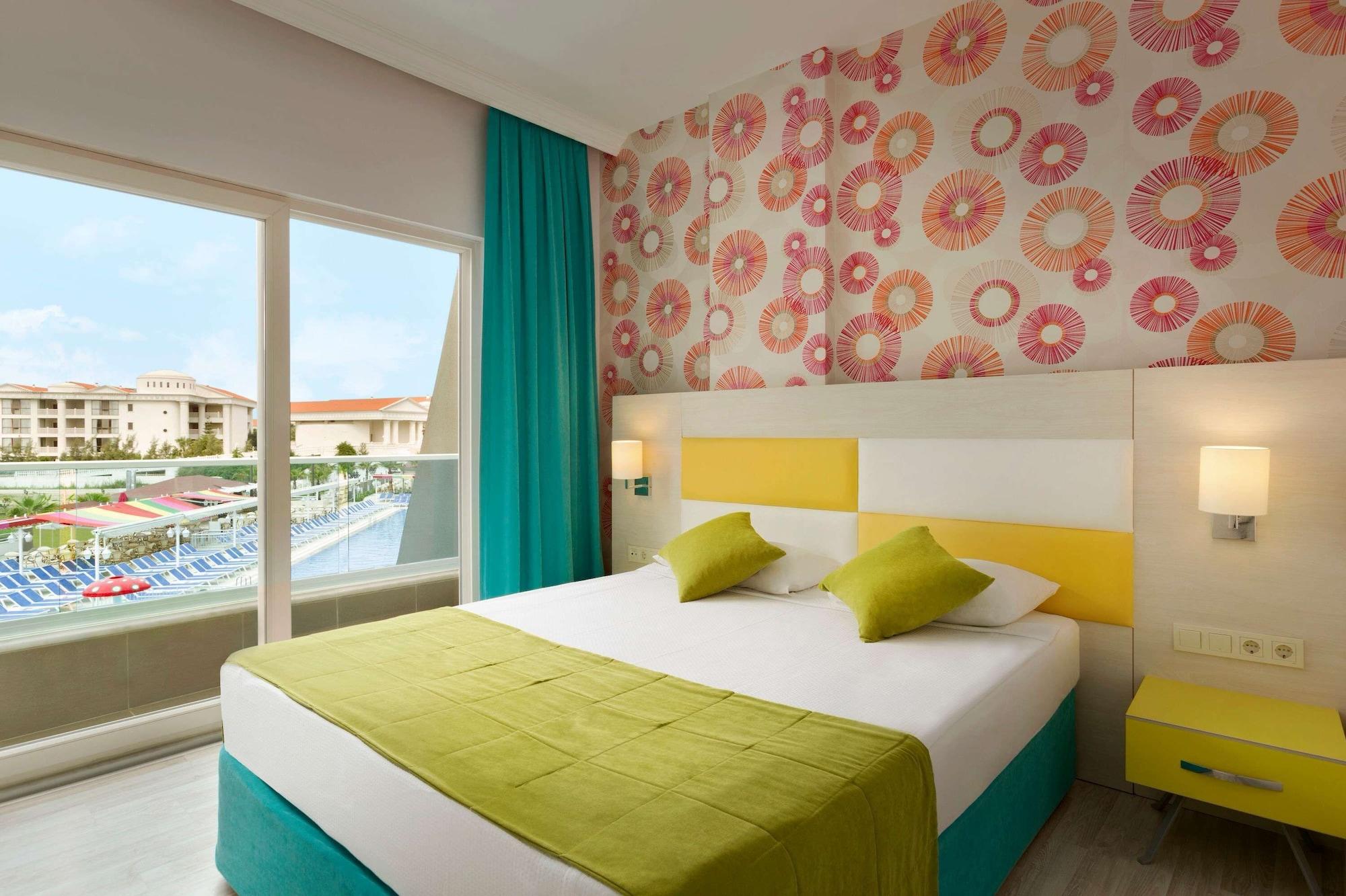 Habitación Ramada Resort by Wyndham Side