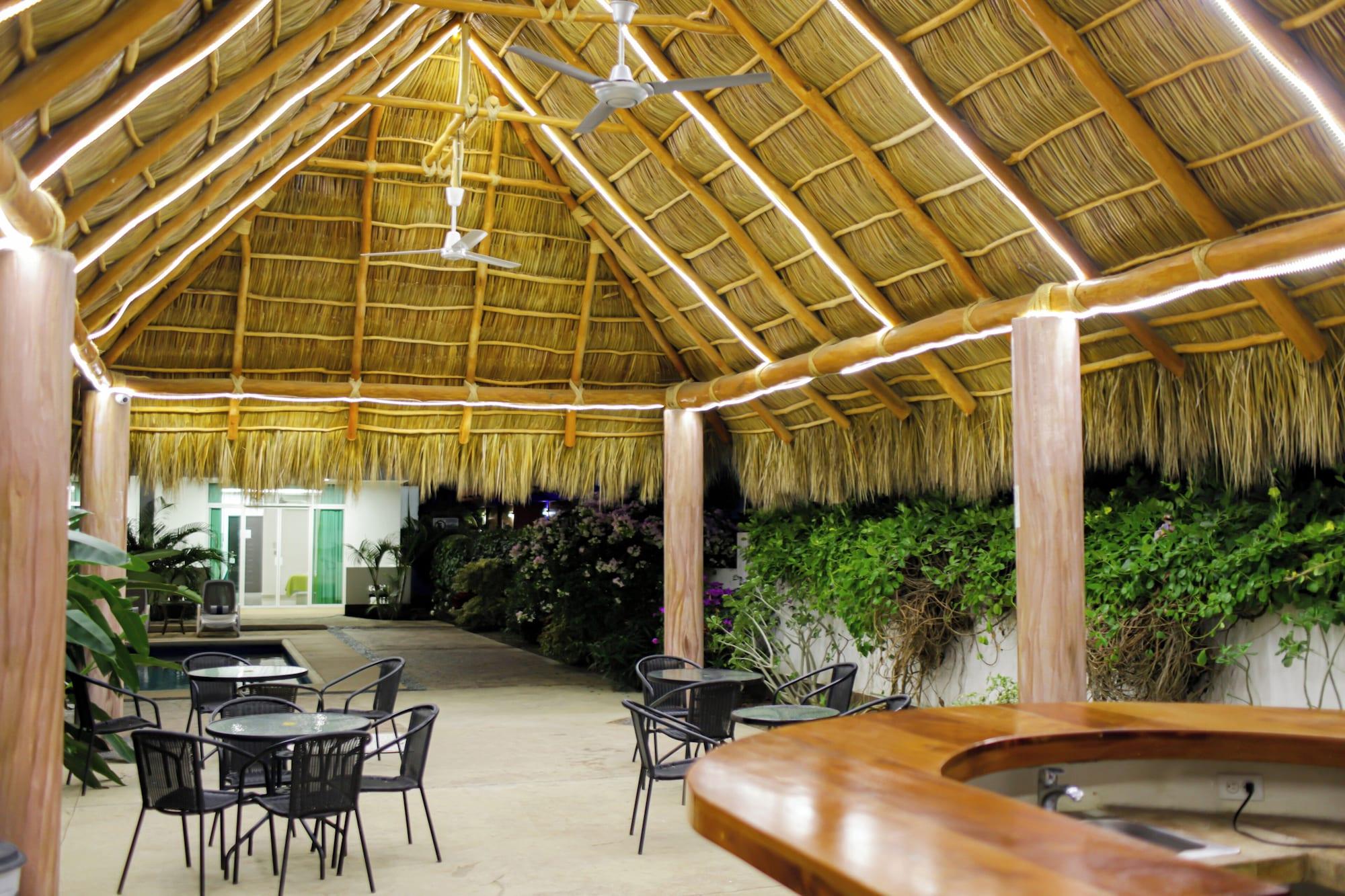 Varios COSTA MADERO RESORT