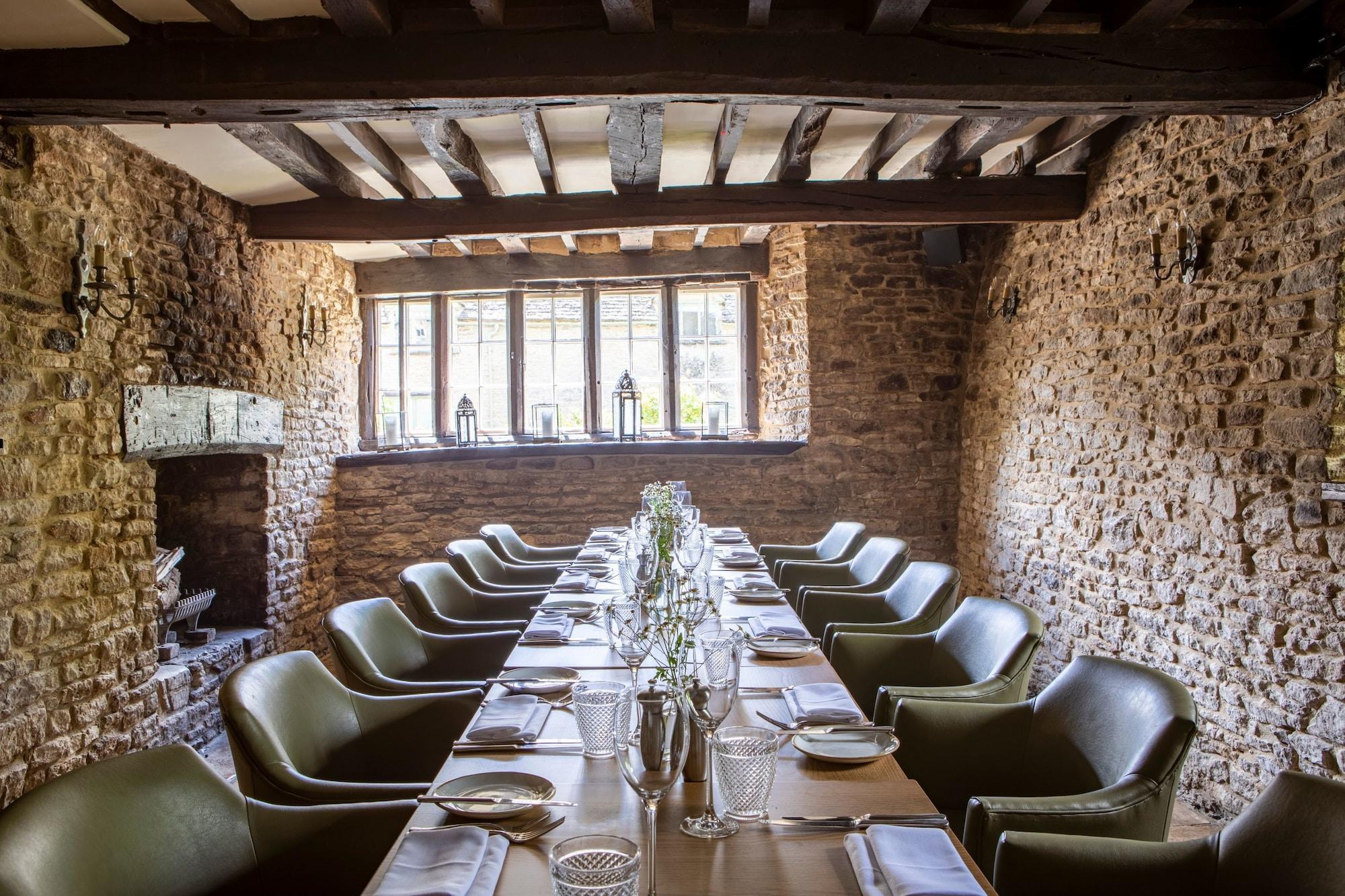 Salón de Baile Old Swan