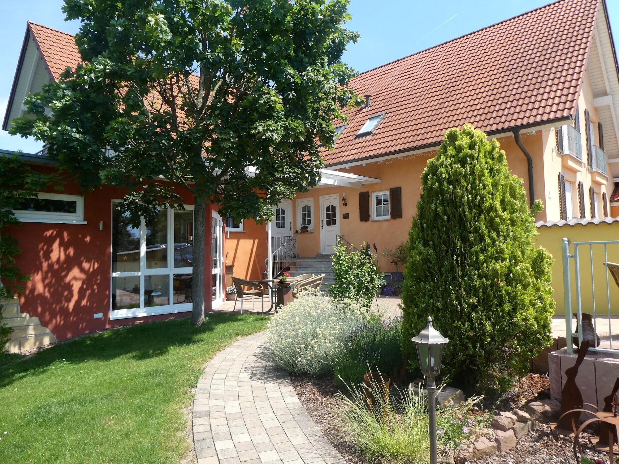 Vista Exterior Hotel & Gästehaus Im Ziegelweg garni