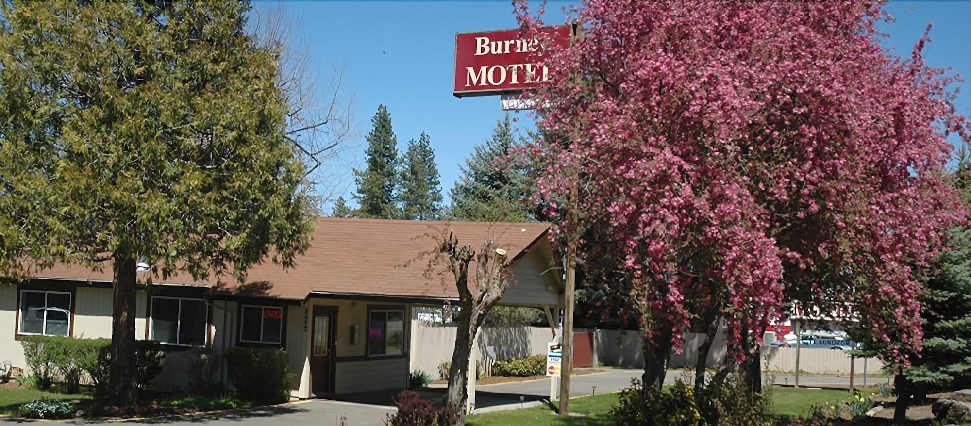 Varios Burney Motel