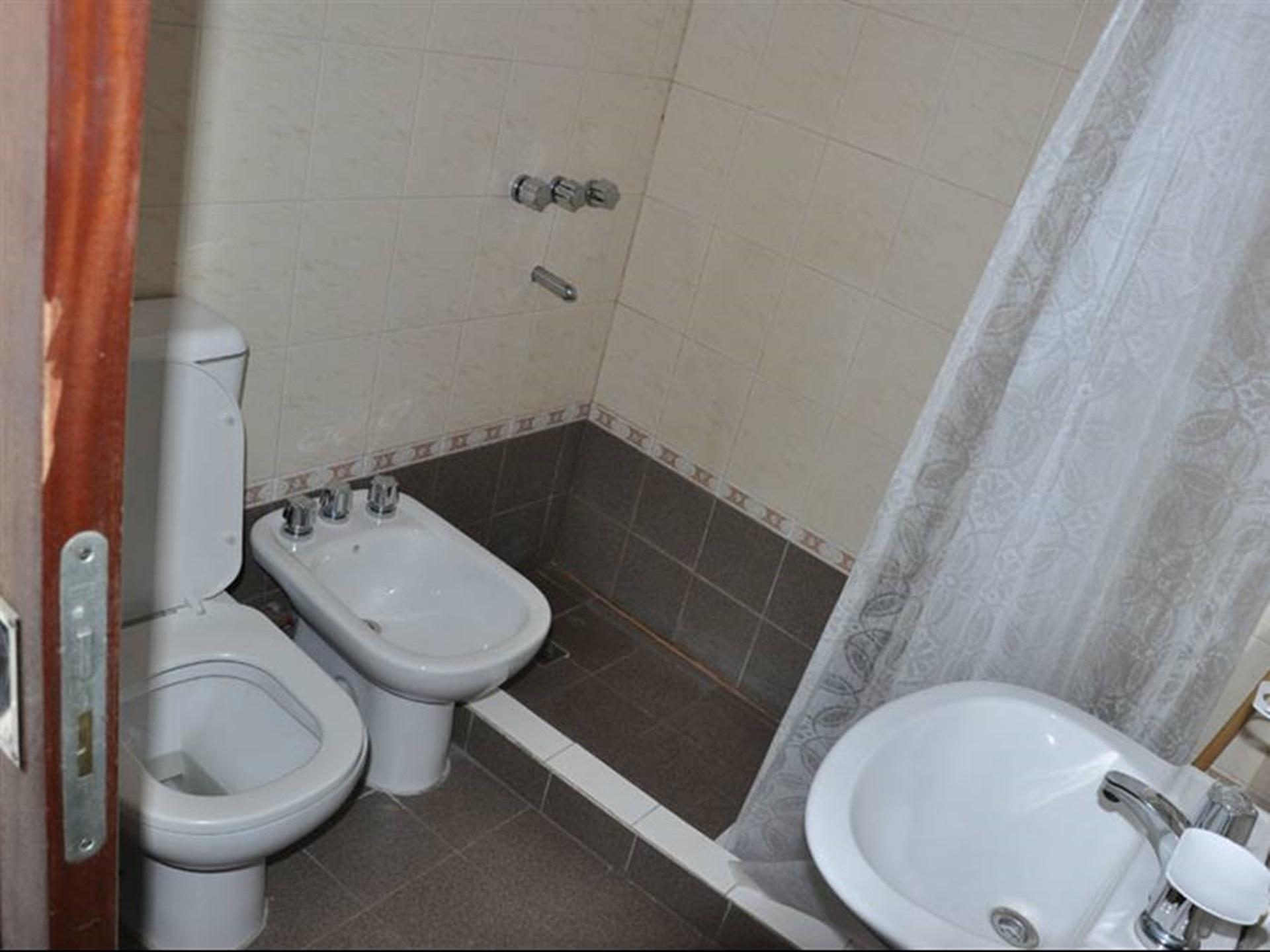 Equipamiento de Habitación El Valle Hostería