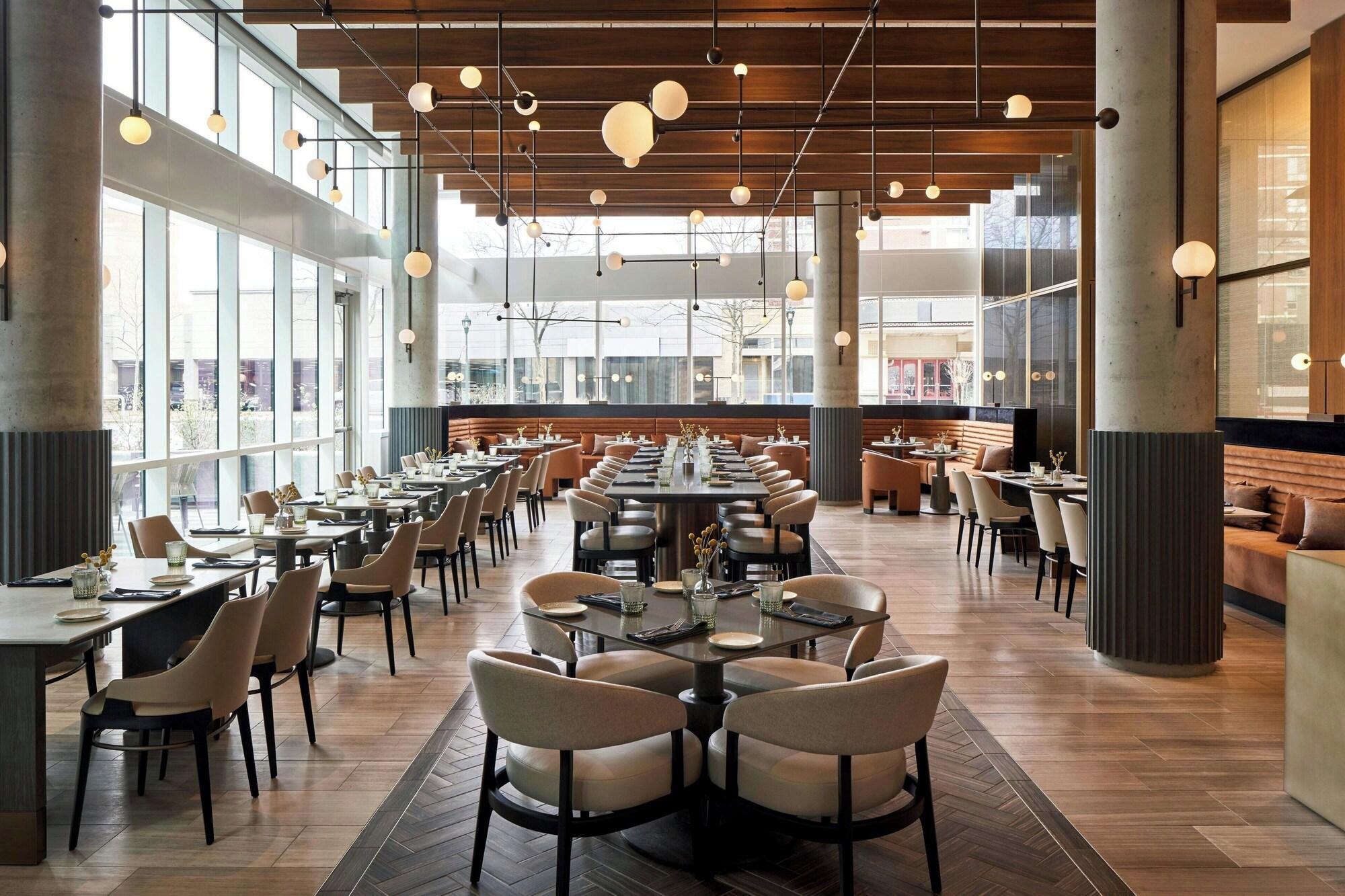 Bar/Salón Marriott Bethesda Downtown at Marriott HQ