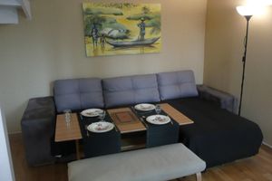 Alquiler Vacacional - Small house, completely reniewed, at the back of a silent yard, with trees.