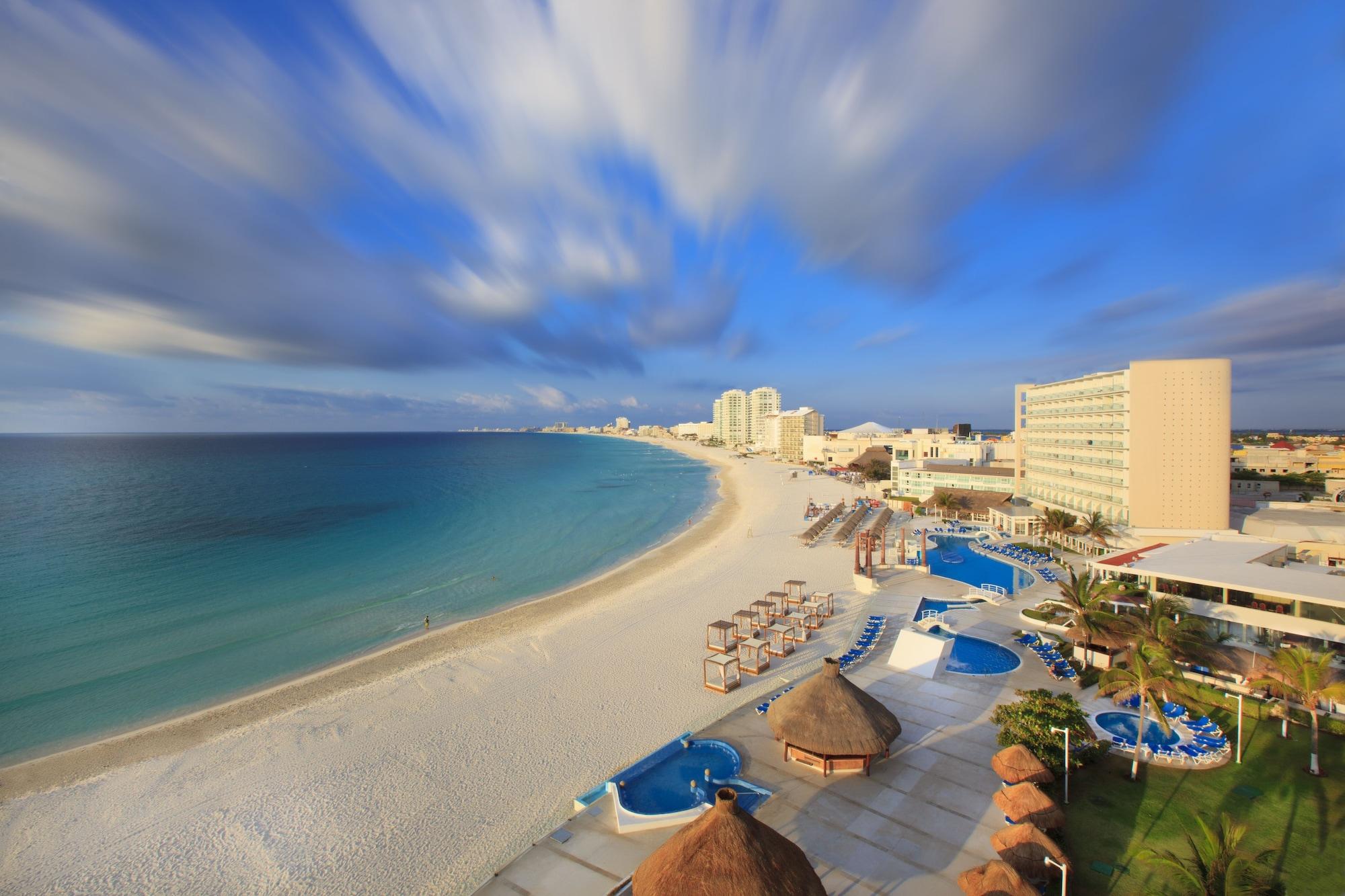 Playa Krystal Cancun All Inclusive