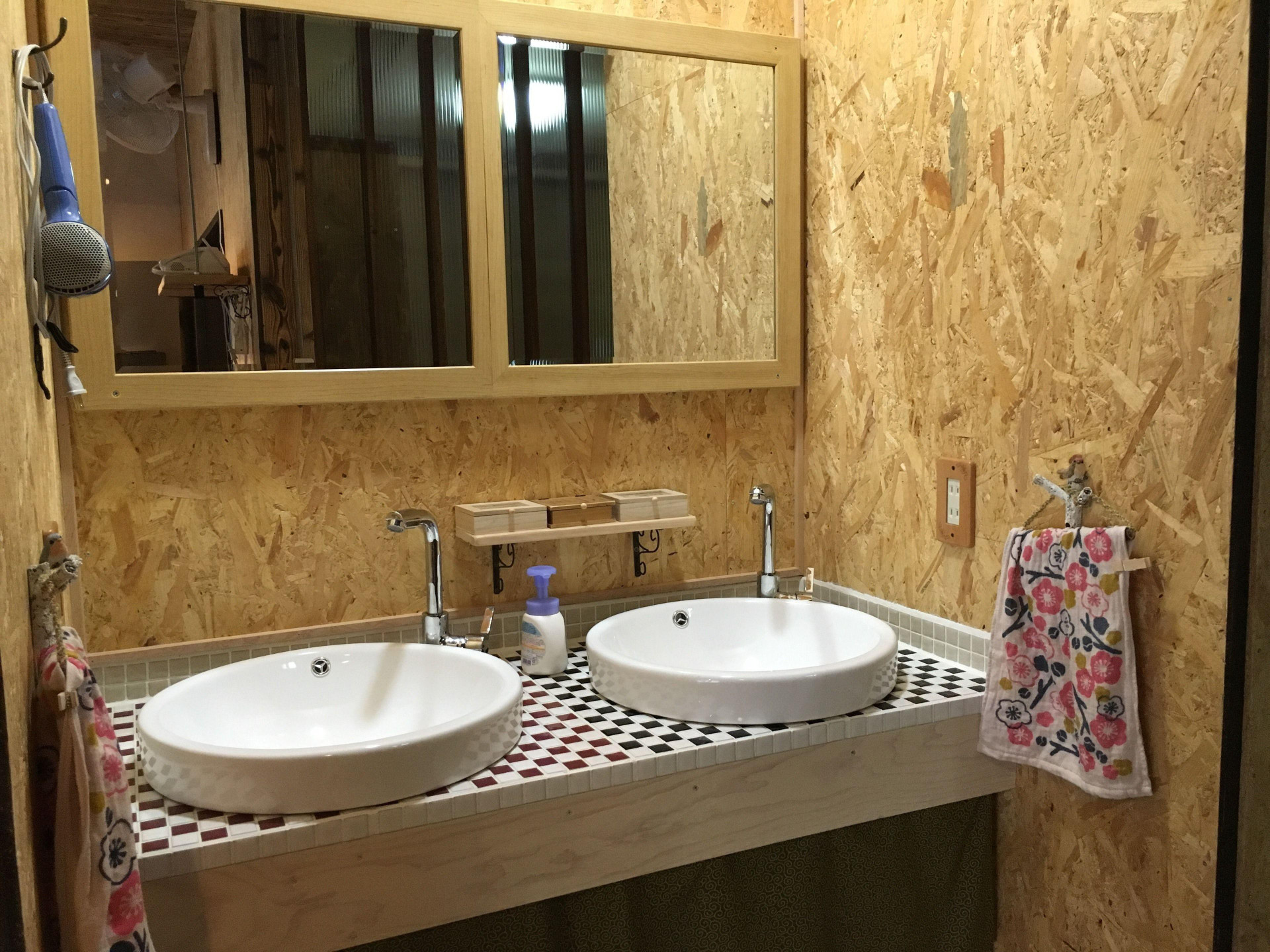 Instalaciones Recreativas Guesthouse Kiten - Hostel