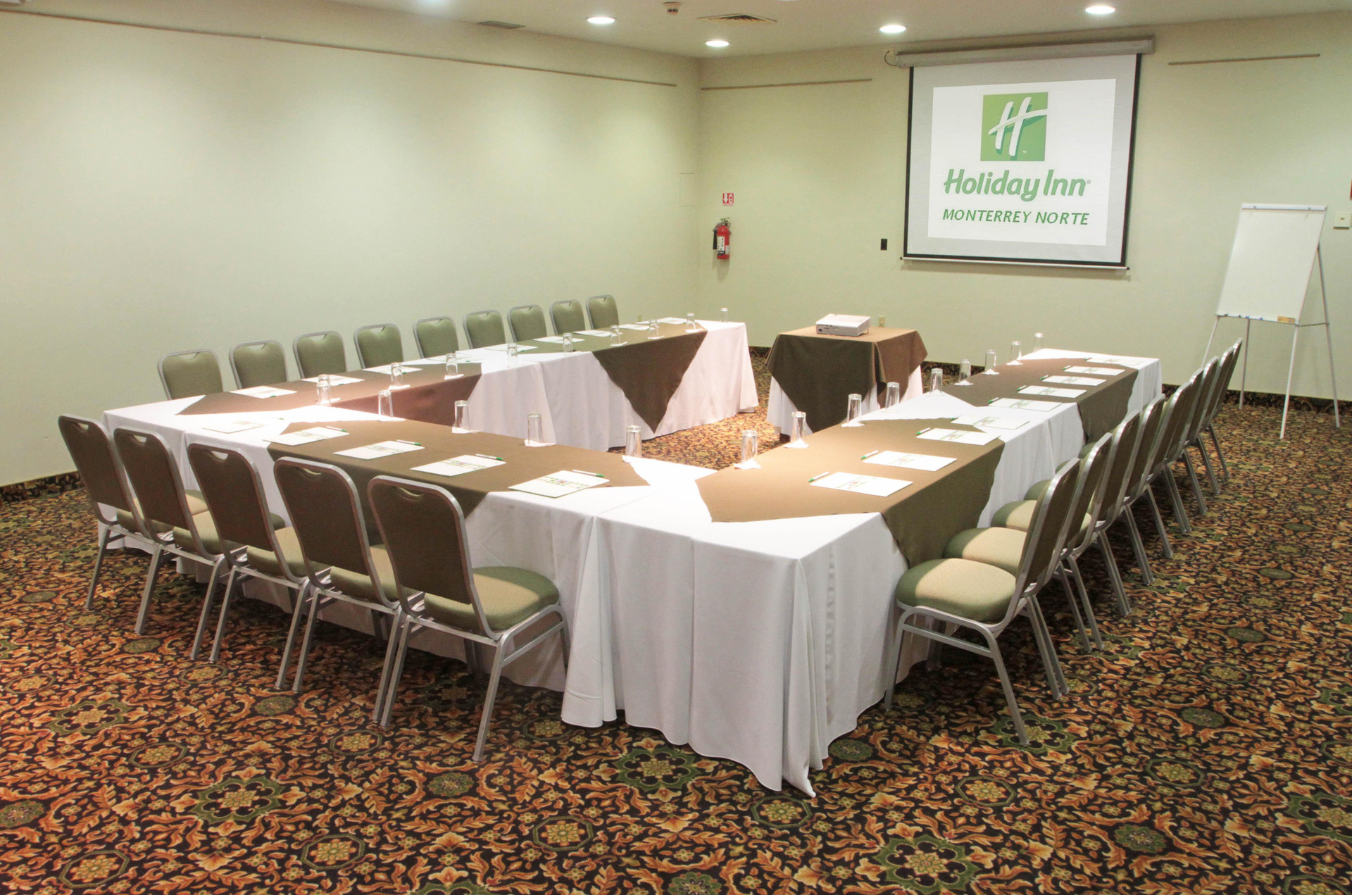 Sala de Reuniones Holiday Inn Monterrey Norte by IHG